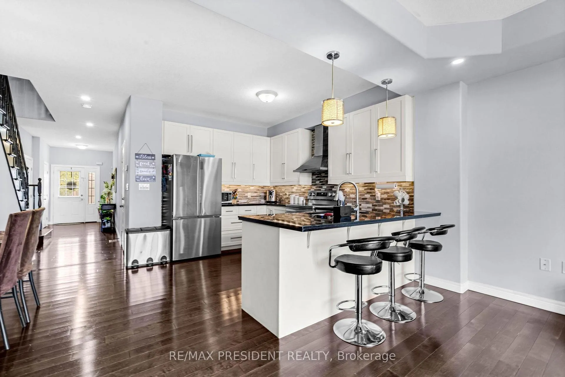Photo 16 of 199 Tanglewood Drive, Hamilton, Binbrook — HOMEH