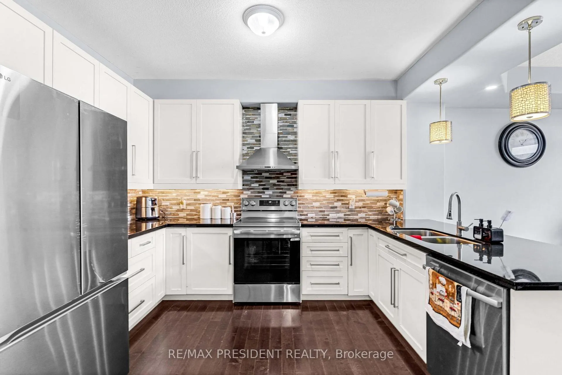 Photo 17 of 199 Tanglewood Drive, Hamilton, Binbrook — HOMEH