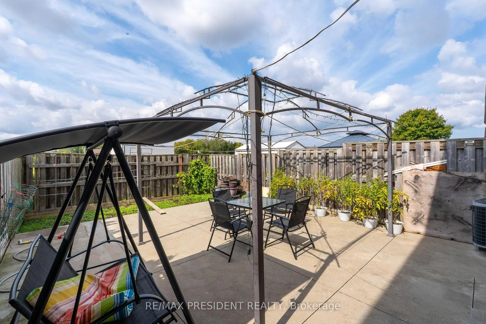 Photo 32 of 199 Tanglewood Drive, Hamilton, Binbrook — HOMEH