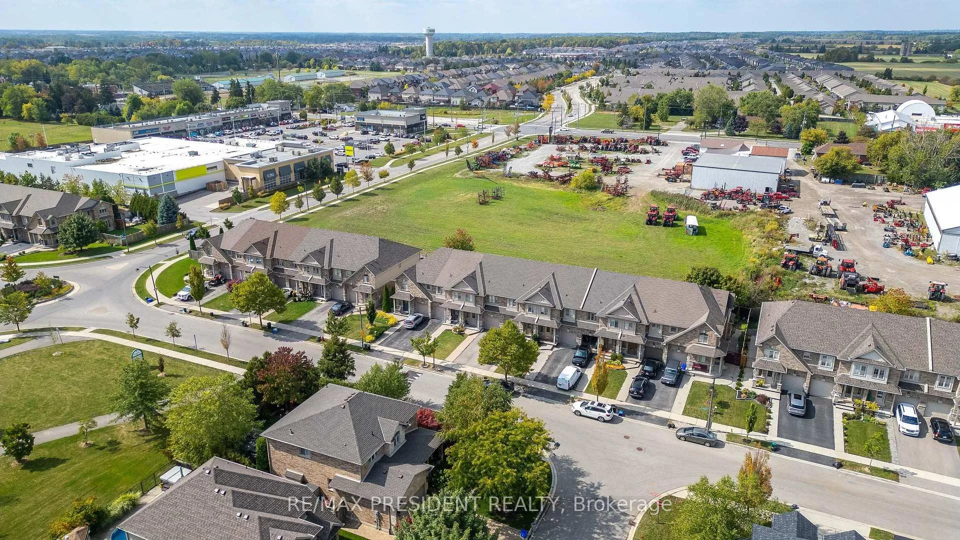 Photo 37 of 199 Tanglewood Drive, Hamilton, Binbrook — HOMEH