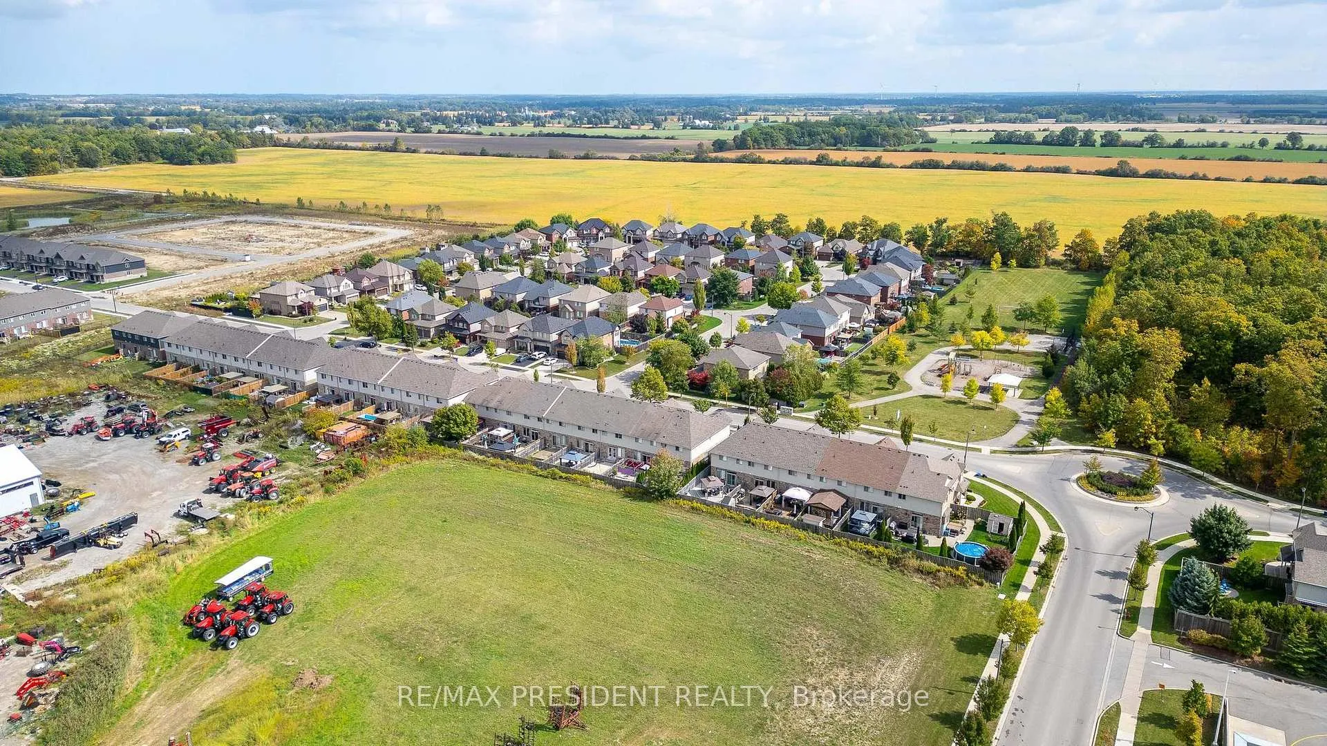 Photo 46 of 199 Tanglewood Drive, Hamilton, Binbrook — HOMEH