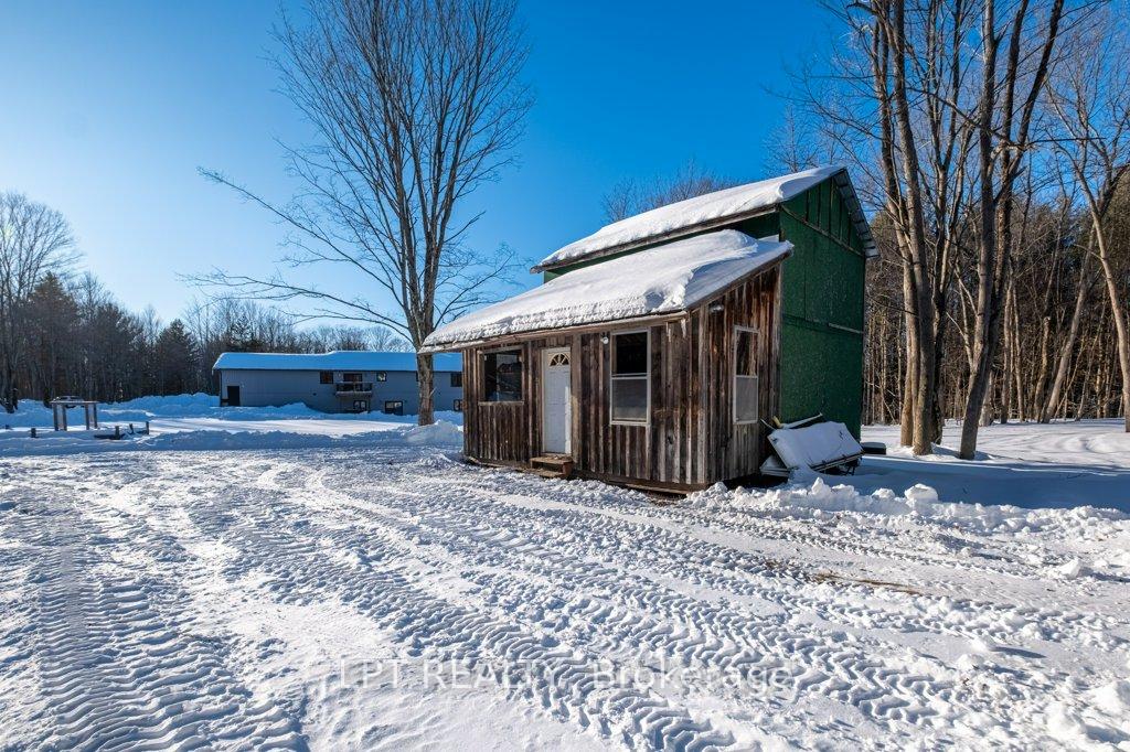 Photo 5 of 1616 Forty Foot Road, Frontenac, Frontenac Centre — HOMEH