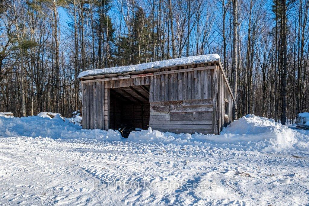Photo 6 of 1616 Forty Foot Road, Frontenac, Frontenac Centre — HOMEH