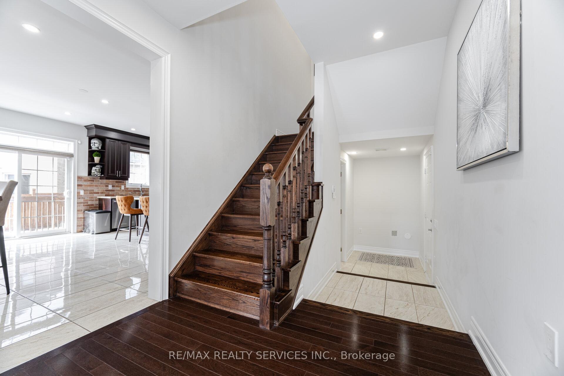 Photo 33 of 1 Brookwater Crescent, Caledon, Rural Caledon — HOMEH