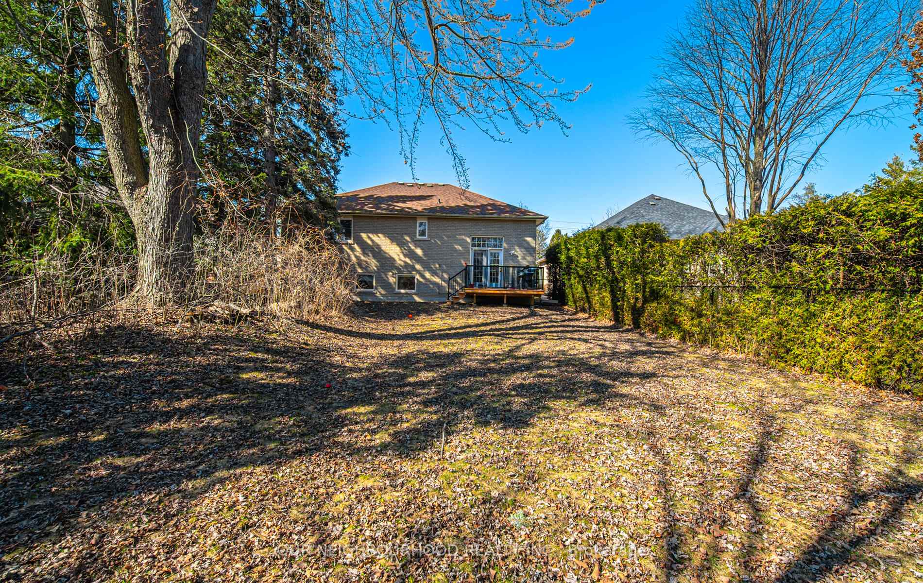 Photo 32 of 1527 Nash Road, Clarington, Courtice — HOMEH
