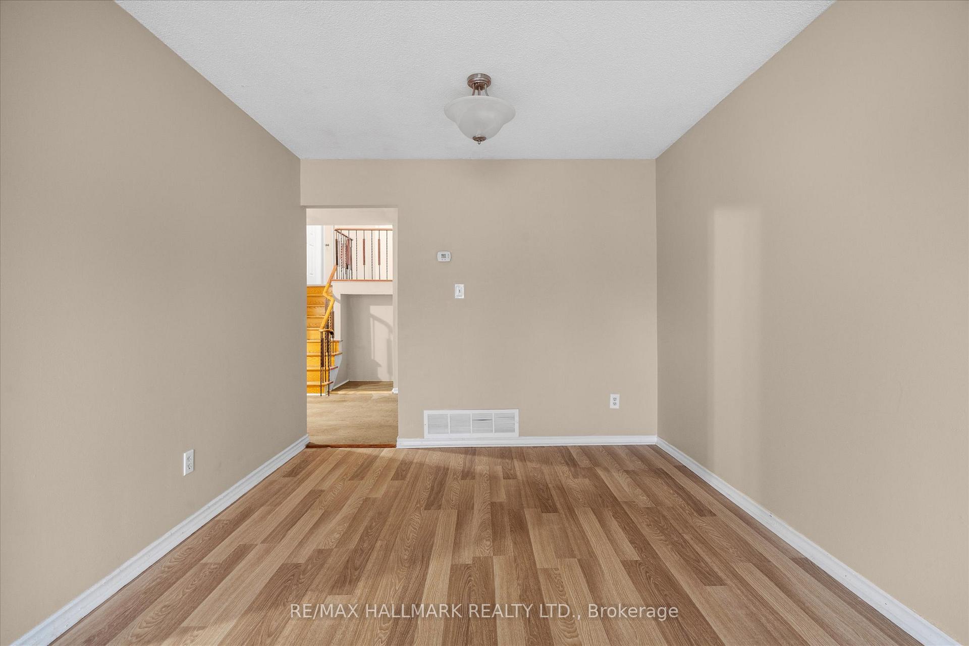Photo 9 of Unit Upper, 80 Madison Street, Brampton, Central Park — HOMEH