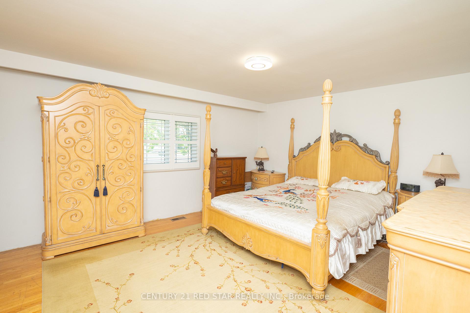 Photo 6 of 5955 Mayfield Road, Brampton, Vales of Castlemore North — HOMEH