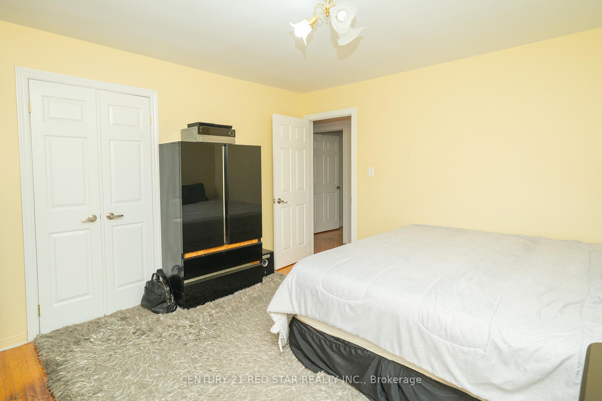Photo 11 of 5955 Mayfield Road, Brampton, Vales of Castlemore North — HOMEH