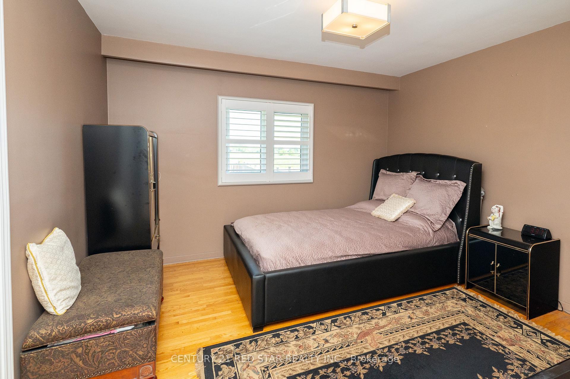 Photo 17 of 5955 Mayfield Road, Brampton, Vales of Castlemore North — HOMEH