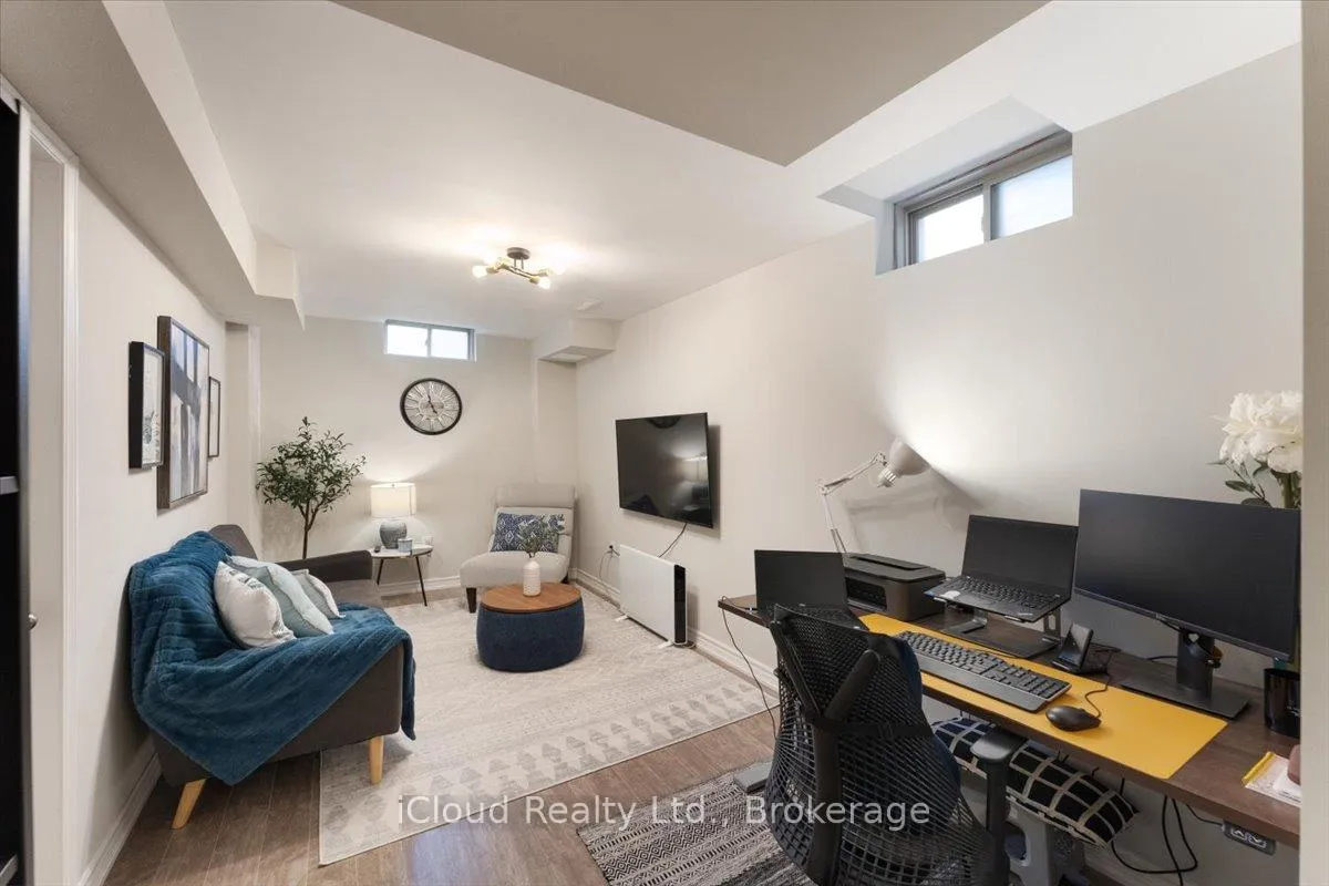Photo 28 of 115 Echovalley Drive, Hamilton, Stoney Creek Mountain — HOMEH