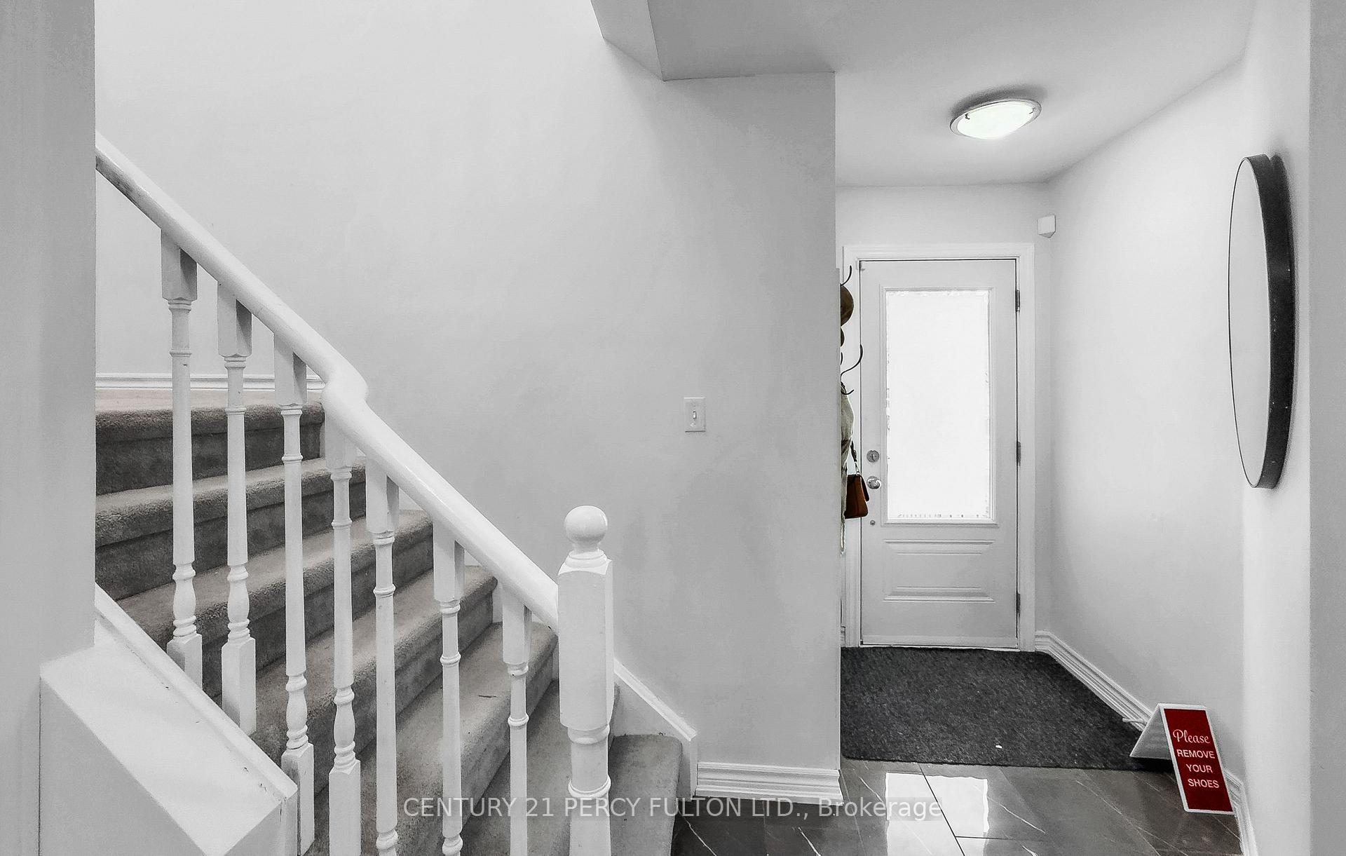Photo 5 of 52 Shady Lane Crescent, Clarington, Bowmanville — HOMEH
