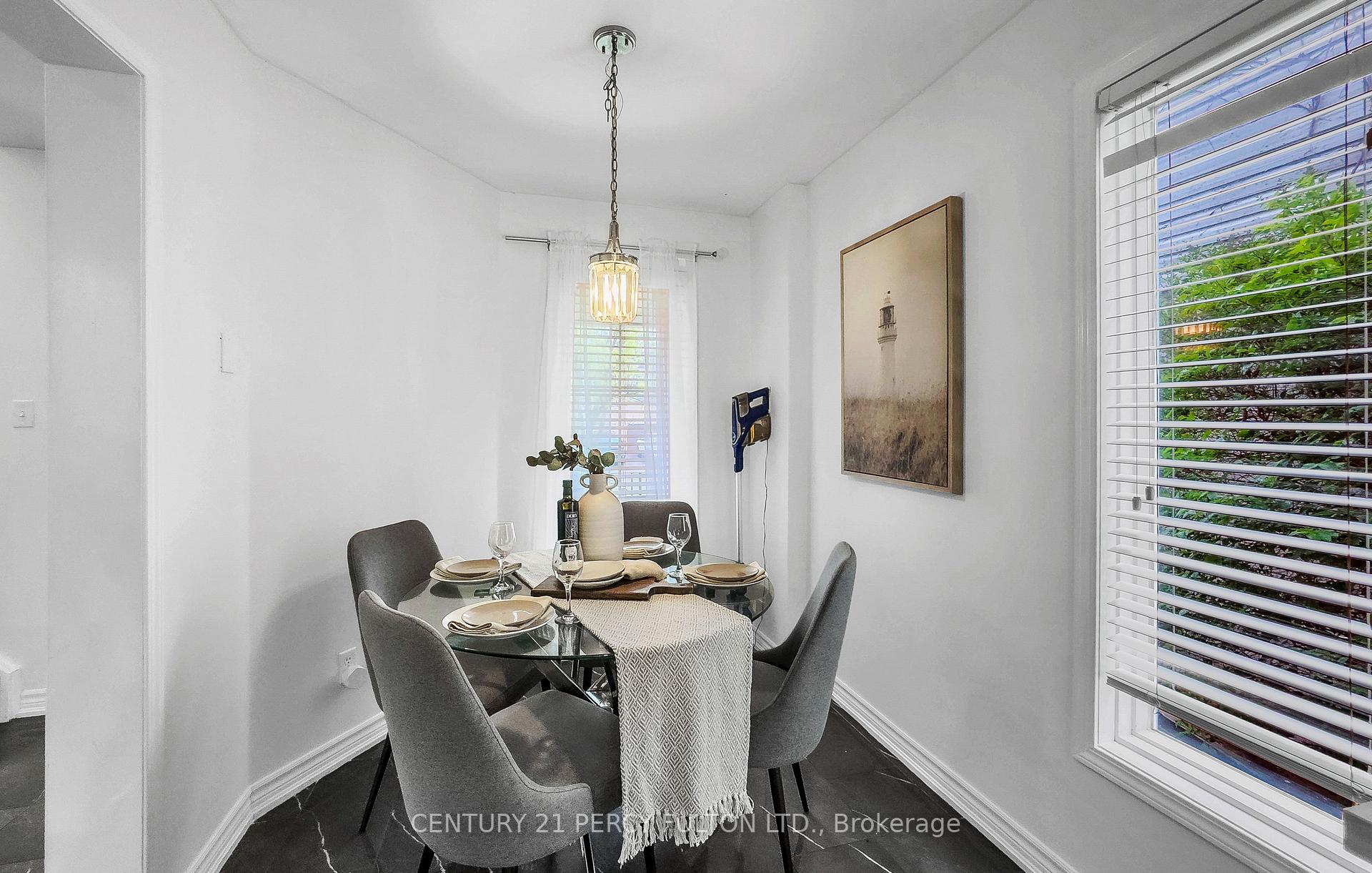 Photo 14 of 52 Shady Lane Crescent, Clarington, Bowmanville — HOMEH