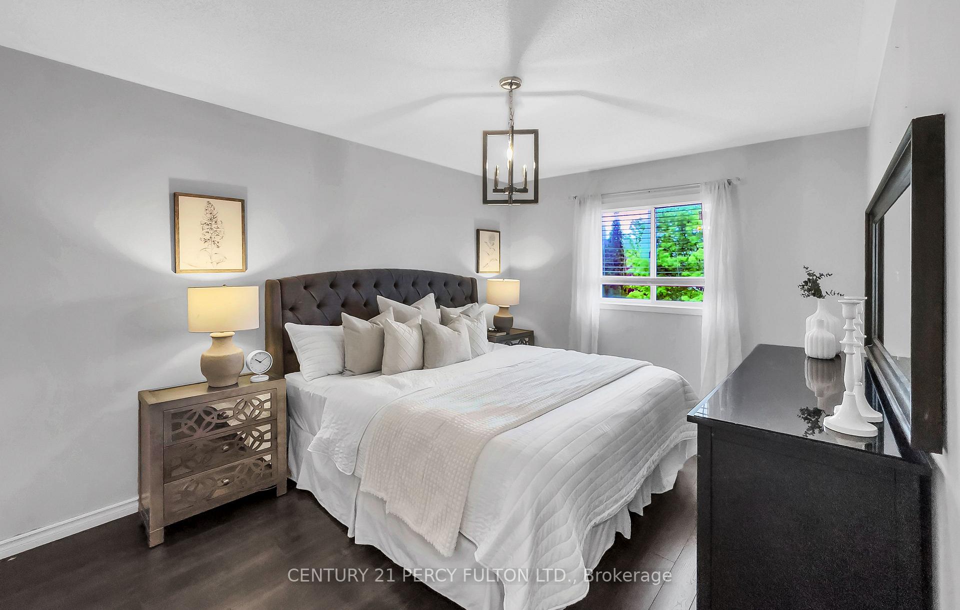 Photo 23 of 52 Shady Lane Crescent, Clarington, Bowmanville — HOMEH