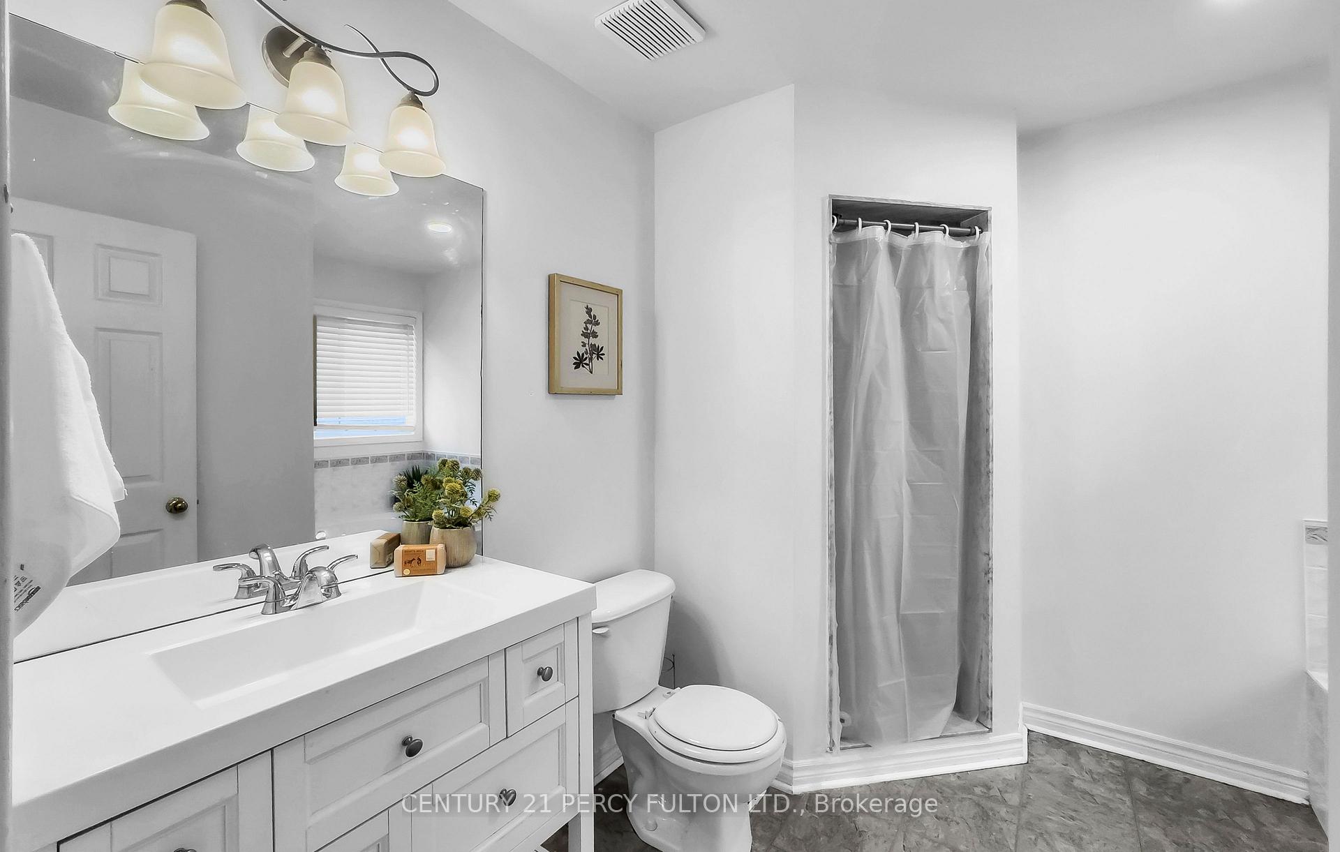Photo 26 of 52 Shady Lane Crescent, Clarington, Bowmanville — HOMEH