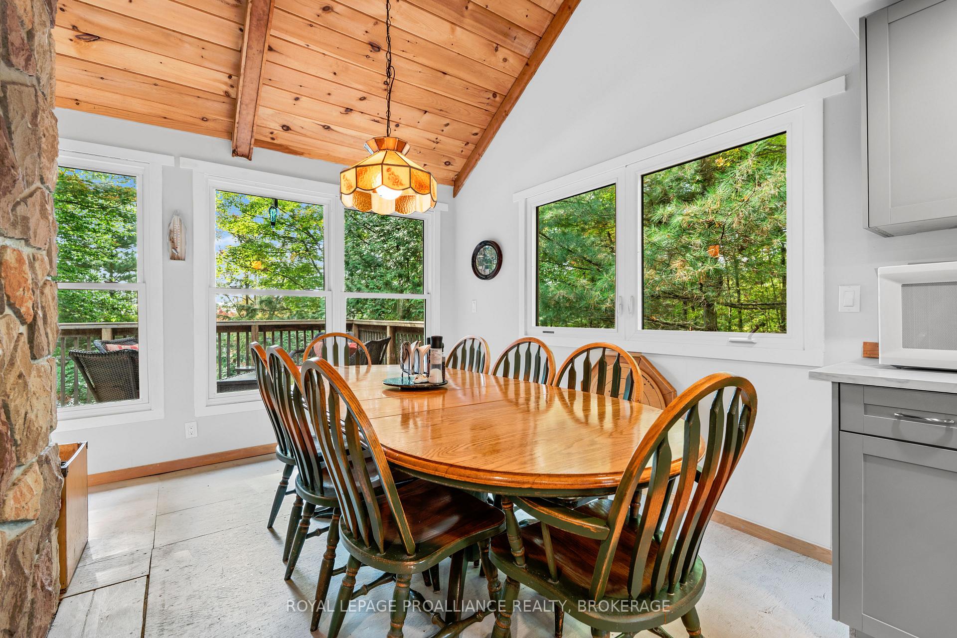 Photo 10 of 158 Maple Grove Lane, Frontenac, Frontenac South — HOMEH