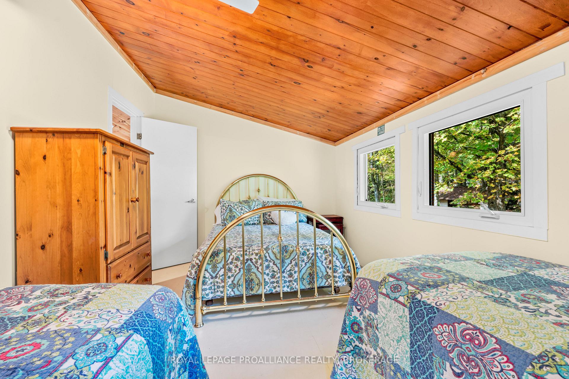 Photo 19 of 158 Maple Grove Lane, Frontenac, Frontenac South — HOMEH