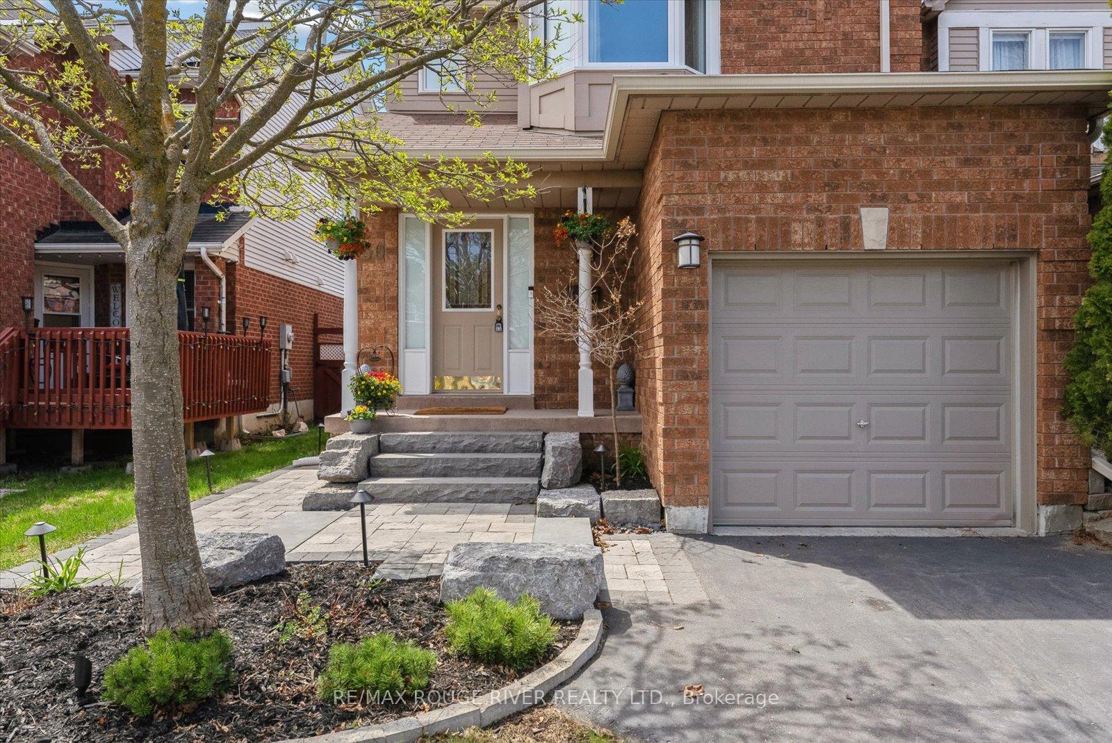 Photo 1 of 30 Landerville Lane, Clarington, Bowmanville — HOMEH