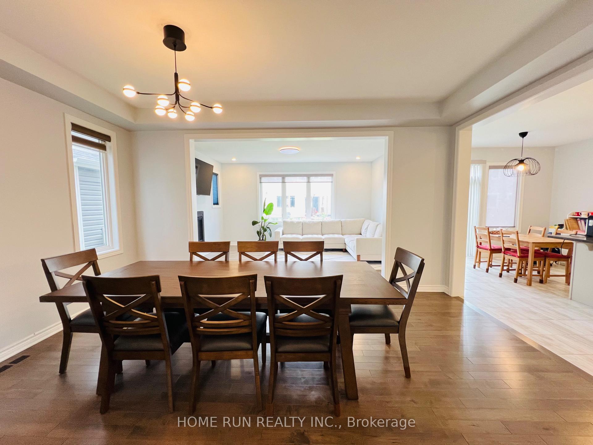 Photo 6 of 205 Brassy Minnow Crescent, Ottawa, Barrhaven - Half Moon Bay — HOMEH