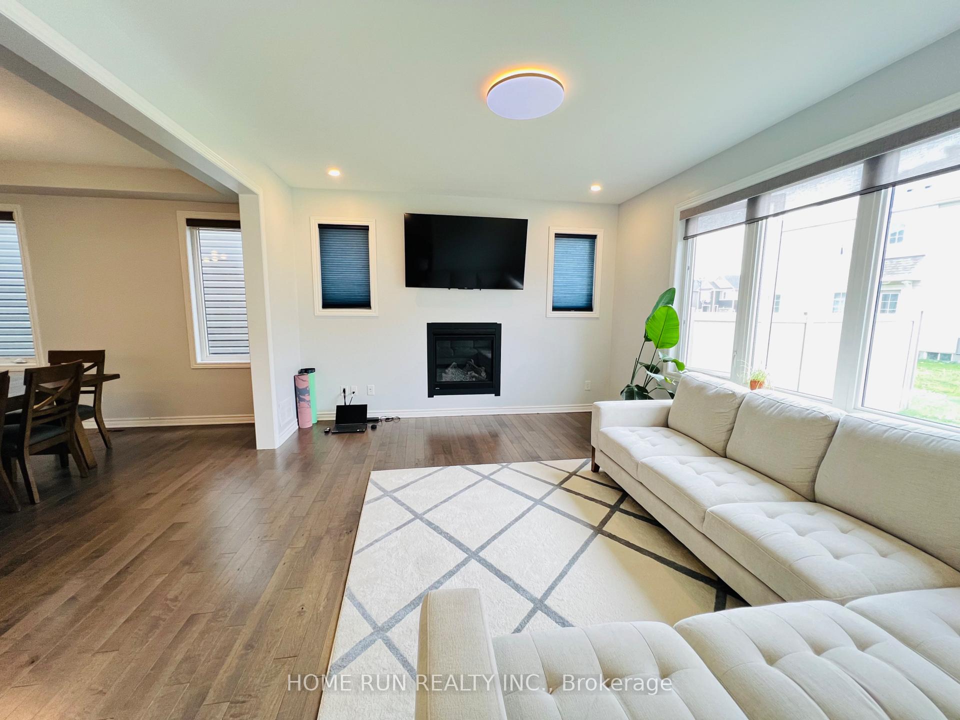Photo 7 of 205 Brassy Minnow Crescent, Ottawa, Barrhaven - Half Moon Bay — HOMEH