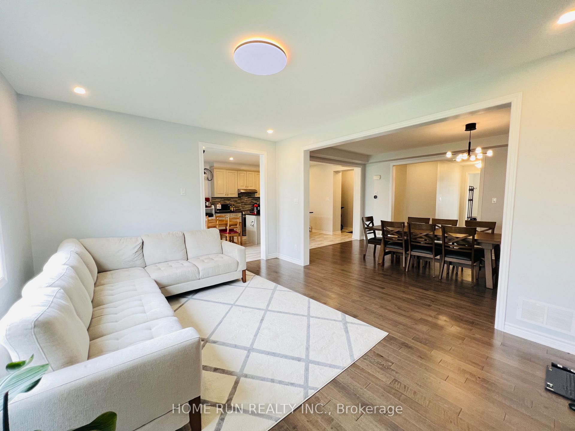 Photo 11 of 205 Brassy Minnow Crescent, Ottawa, Barrhaven - Half Moon Bay — HOMEH