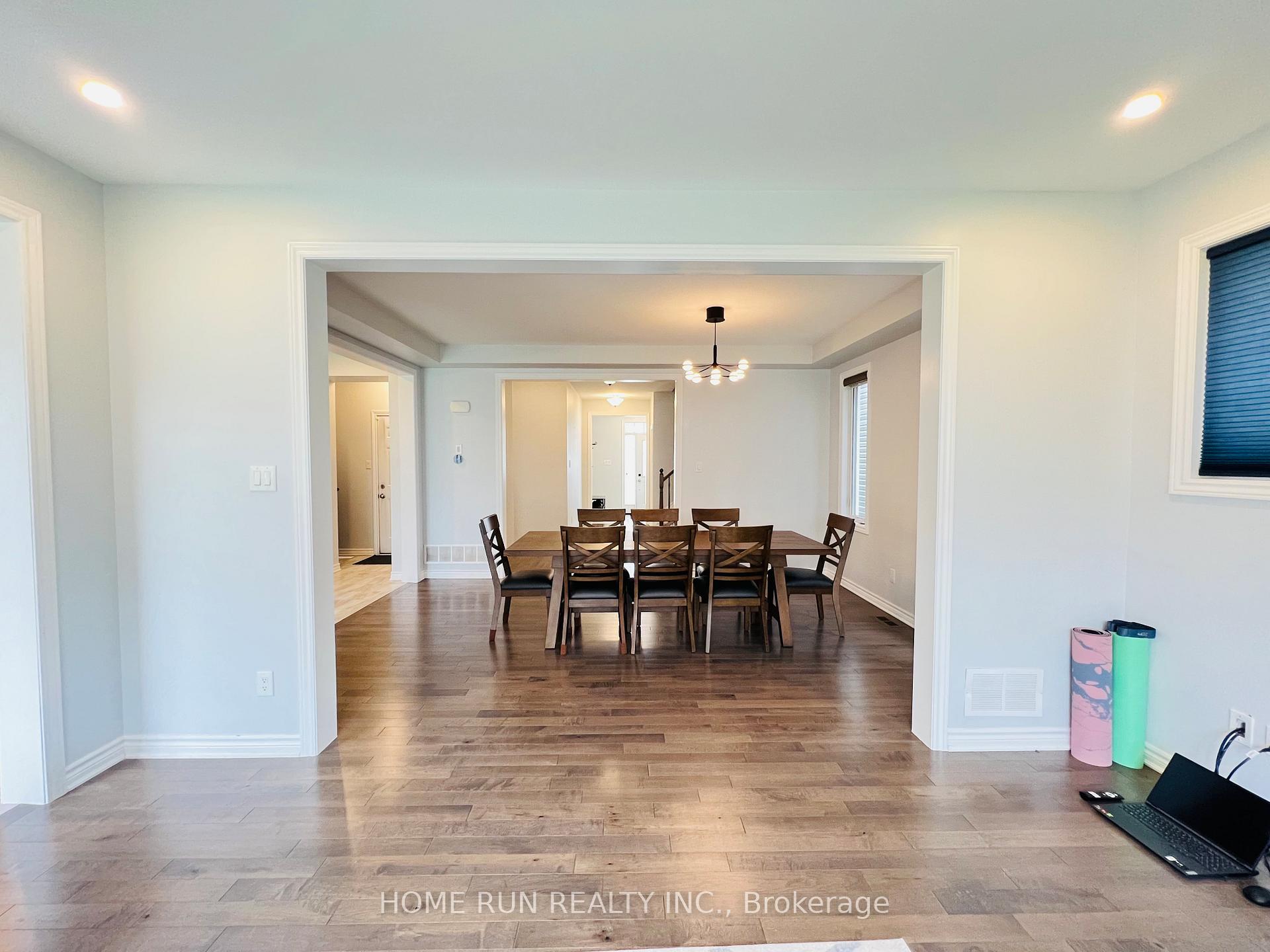 Photo 12 of 205 Brassy Minnow Crescent, Ottawa, Barrhaven - Half Moon Bay — HOMEH