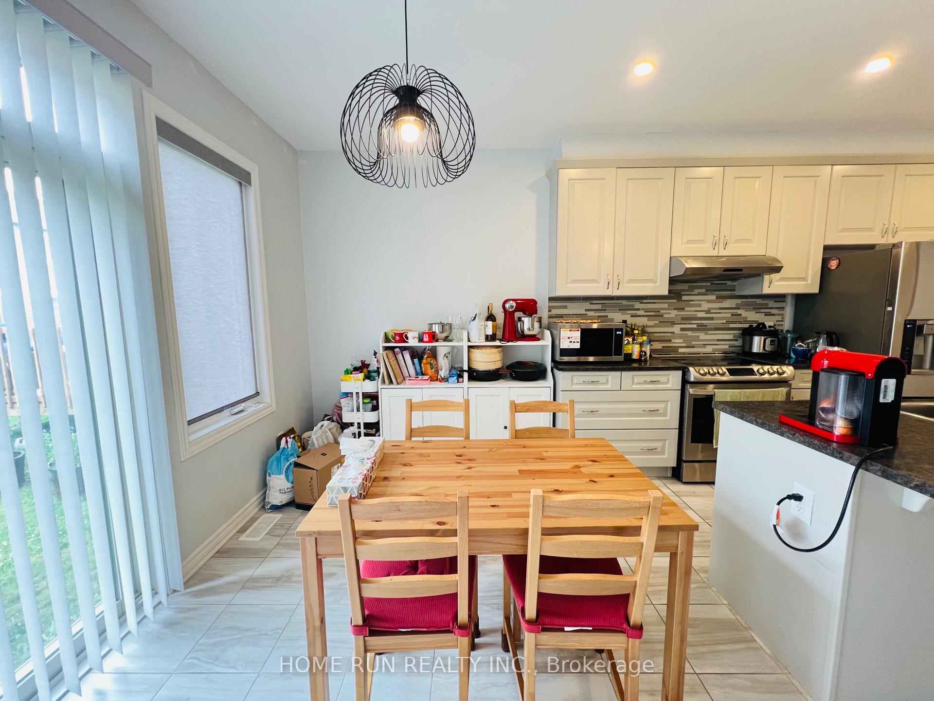 Photo 16 of 205 Brassy Minnow Crescent, Ottawa, Barrhaven - Half Moon Bay — HOMEH