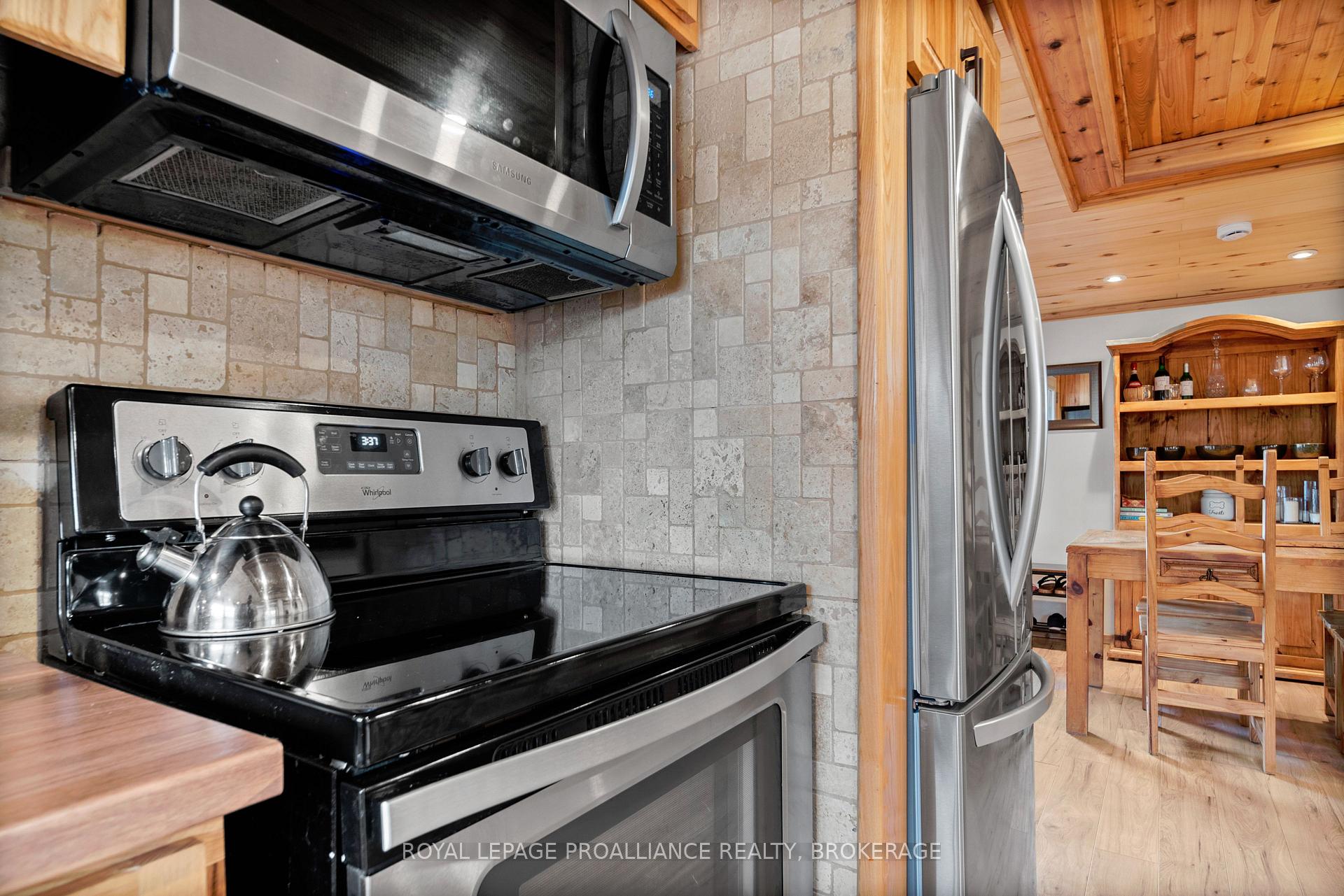 Photo 7 of 2264 Wagarville Road, Frontenac, Frontenac Centre — HOMEH