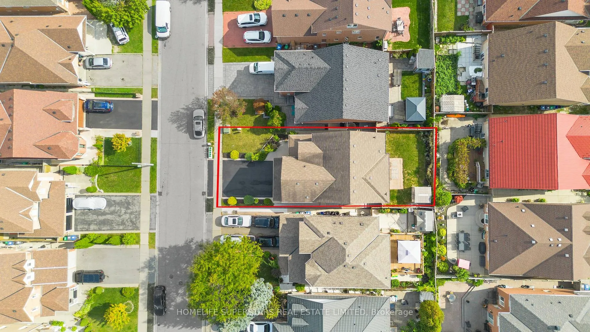 Photo 4 of 10 Orchid Drive, Brampton, Northwest Sandalwood Parkway — HOMEH