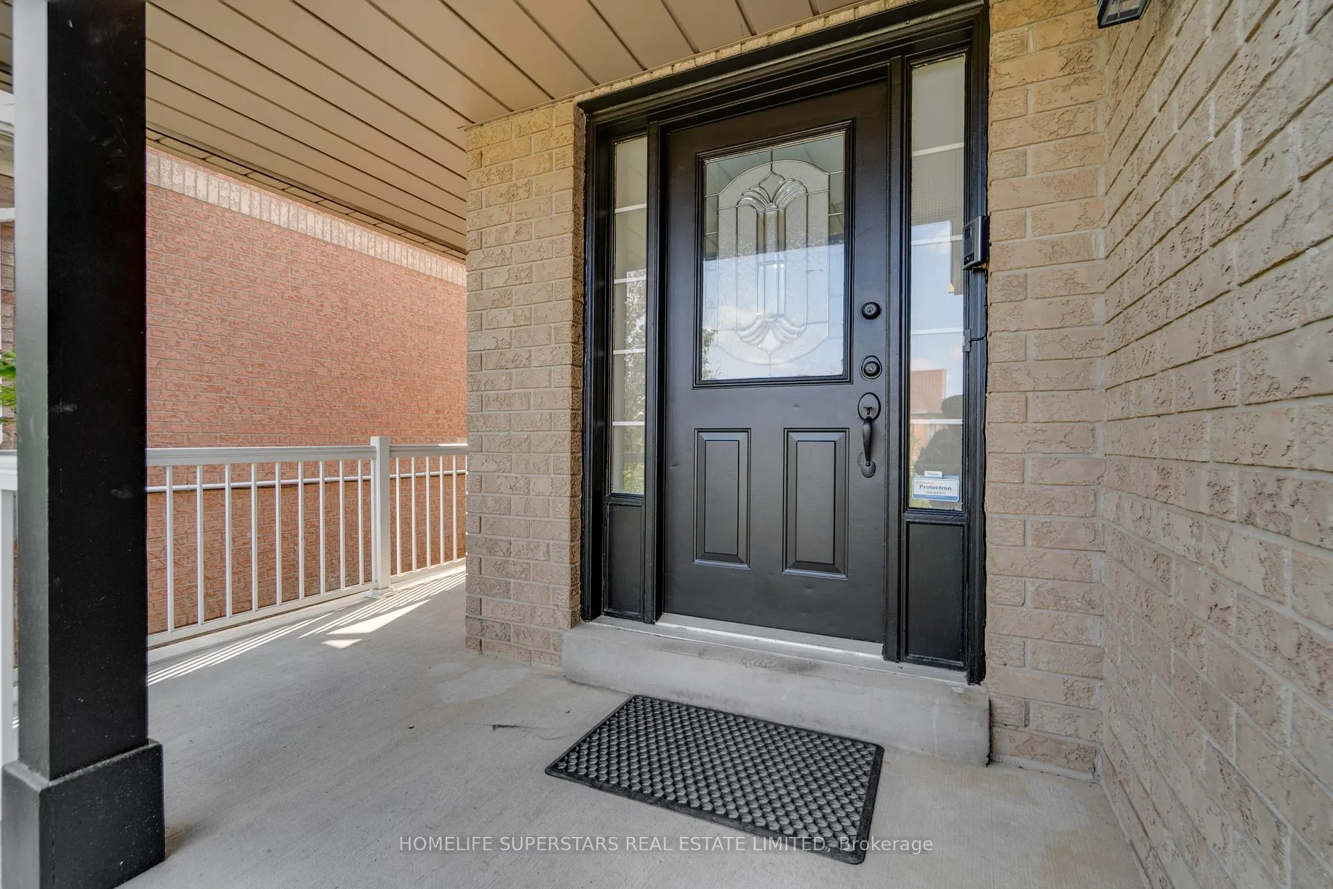 Photo 7 of 10 Orchid Drive, Brampton, Northwest Sandalwood Parkway — HOMEH