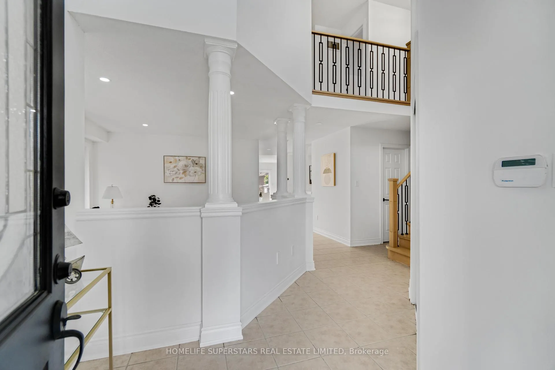 Photo 8 of 10 Orchid Drive, Brampton, Northwest Sandalwood Parkway — HOMEH