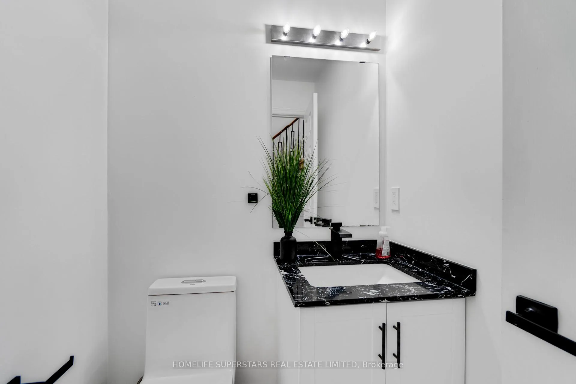 Photo 21 of 10 Orchid Drive, Brampton, Northwest Sandalwood Parkway — HOMEH