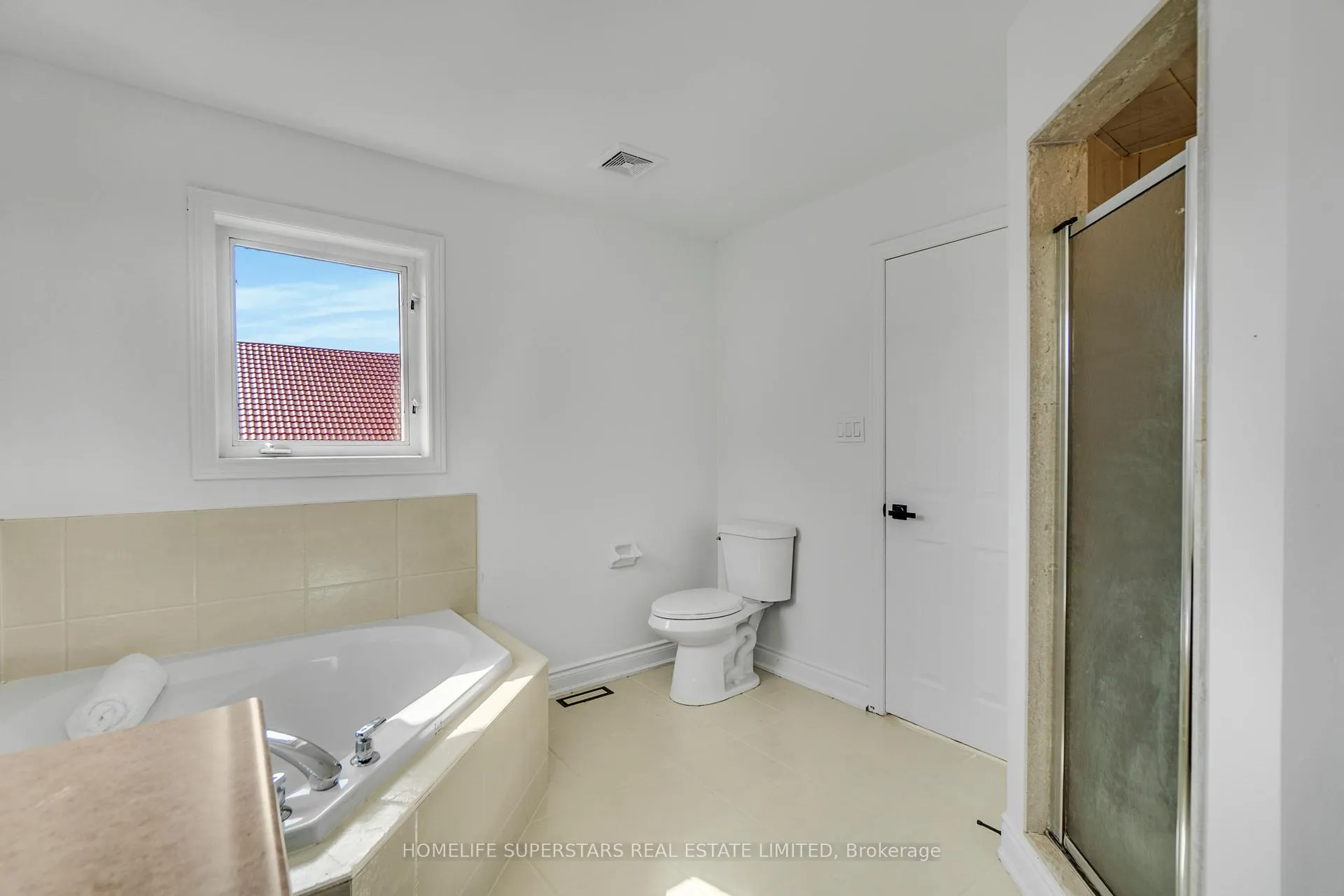 Photo 30 of 10 Orchid Drive, Brampton, Northwest Sandalwood Parkway — HOMEH