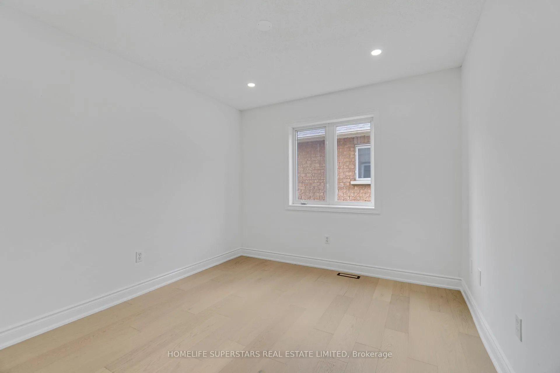 Photo 33 of 10 Orchid Drive, Brampton, Northwest Sandalwood Parkway — HOMEH