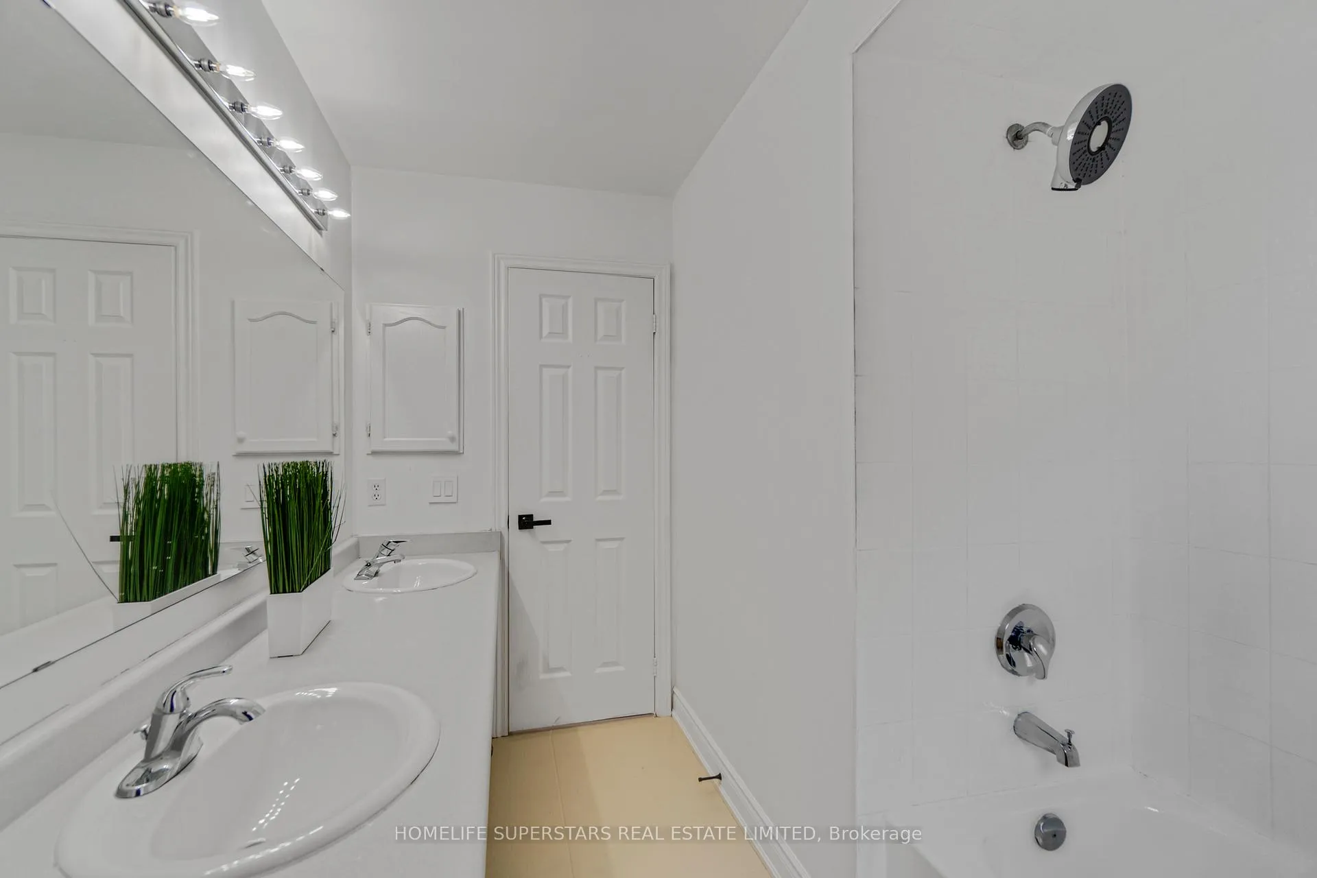 Photo 37 of 10 Orchid Drive, Brampton, Northwest Sandalwood Parkway — HOMEH