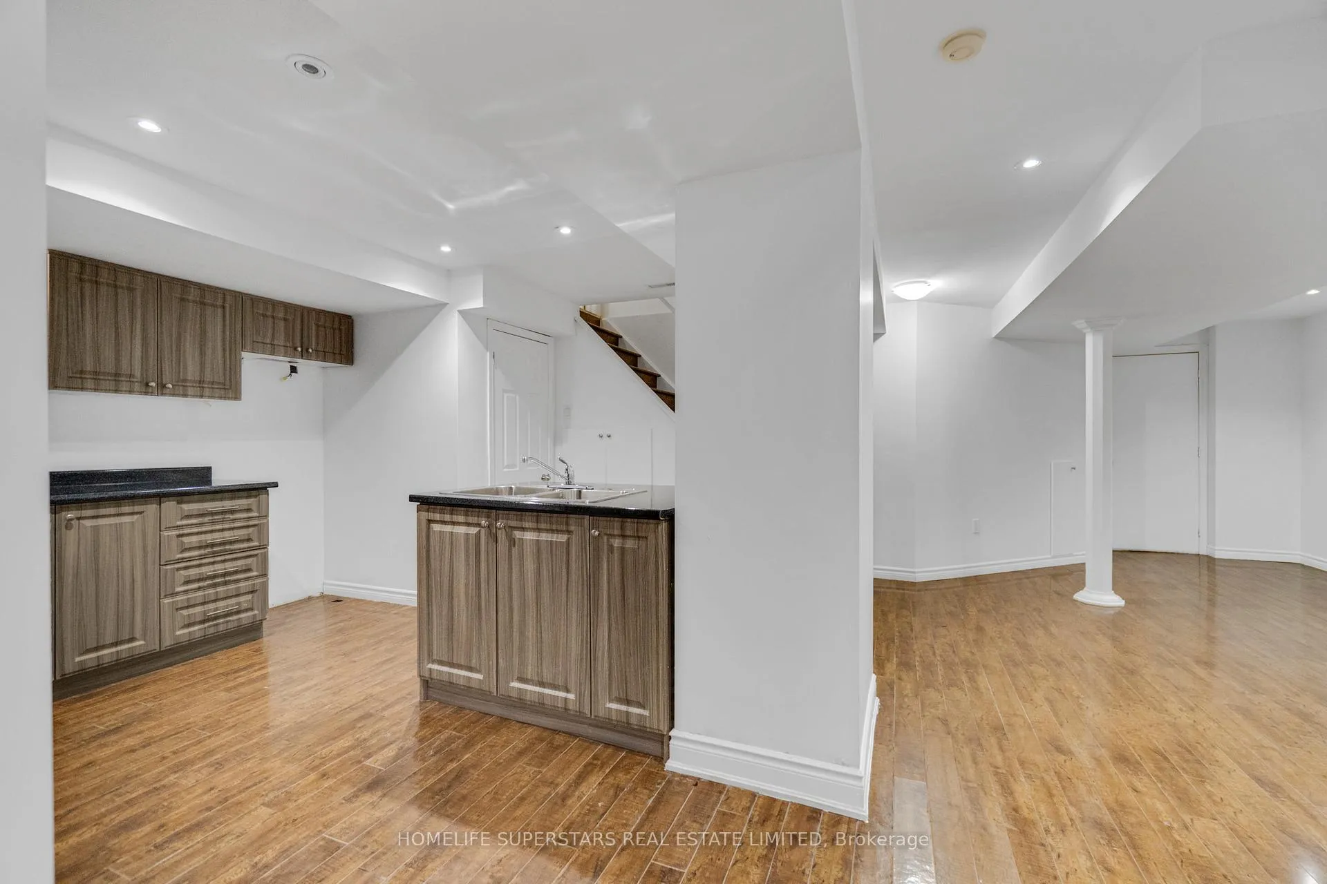 Photo 41 of 10 Orchid Drive, Brampton, Northwest Sandalwood Parkway — HOMEH