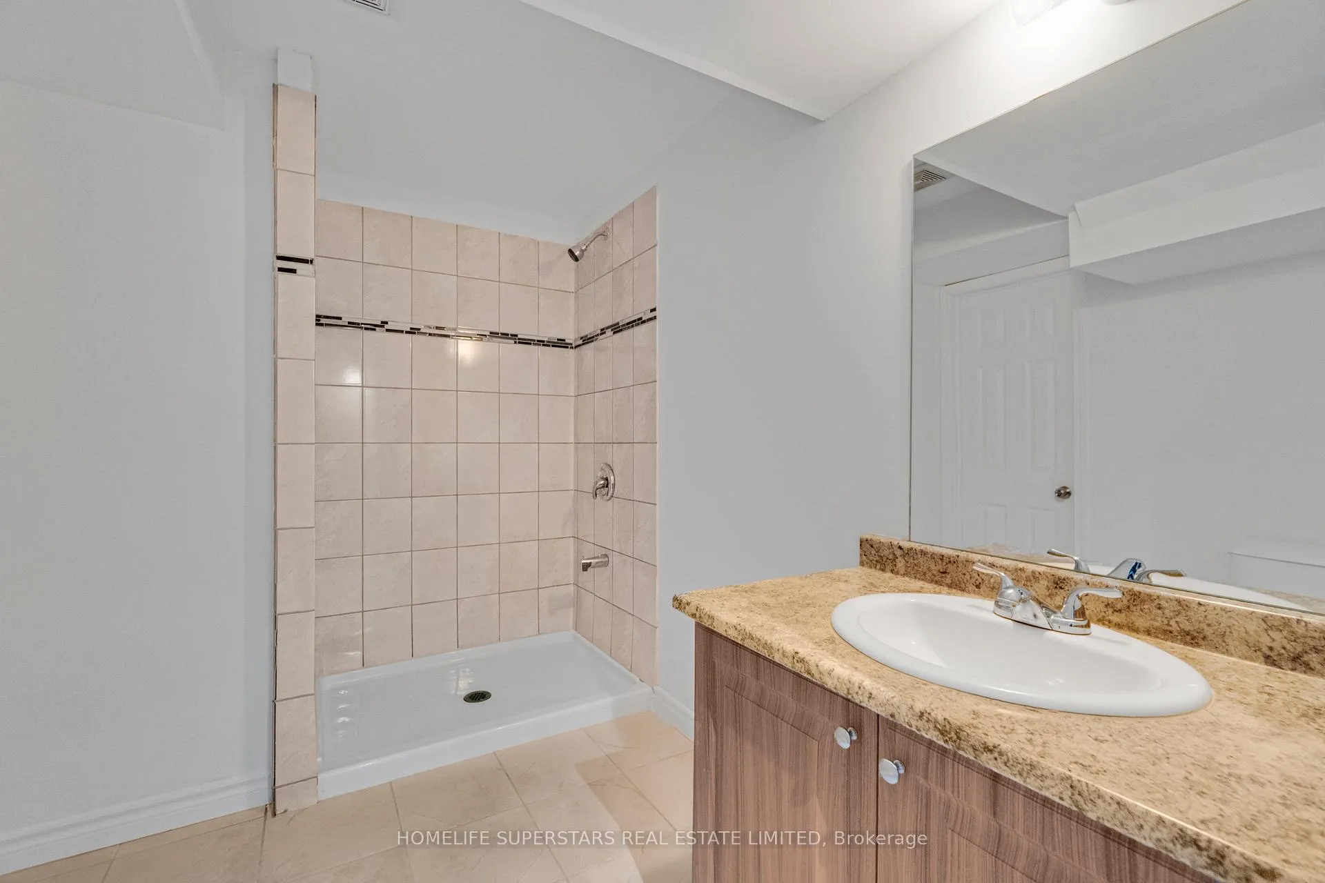 Photo 44 of 10 Orchid Drive, Brampton, Northwest Sandalwood Parkway — HOMEH