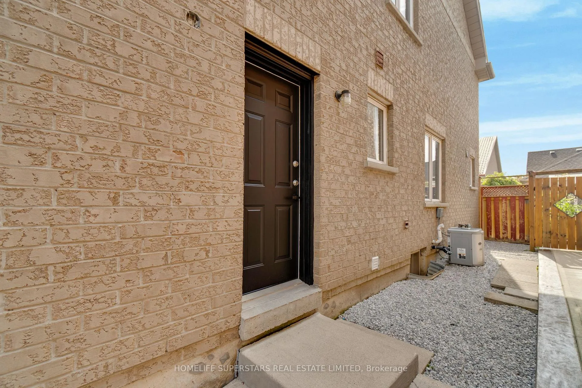 Photo 47 of 10 Orchid Drive, Brampton, Northwest Sandalwood Parkway — HOMEH