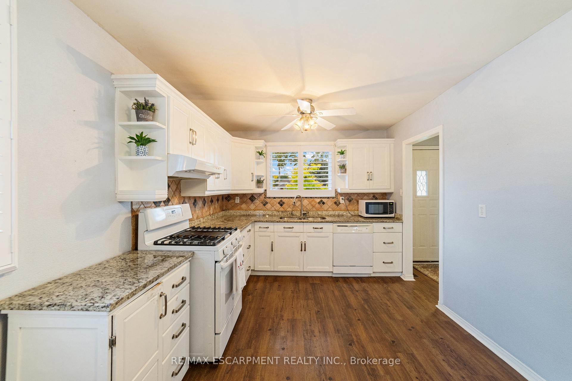Photo 10 of 111 Boston Crescent, Hamilton, Berrisfield — HOMEH
