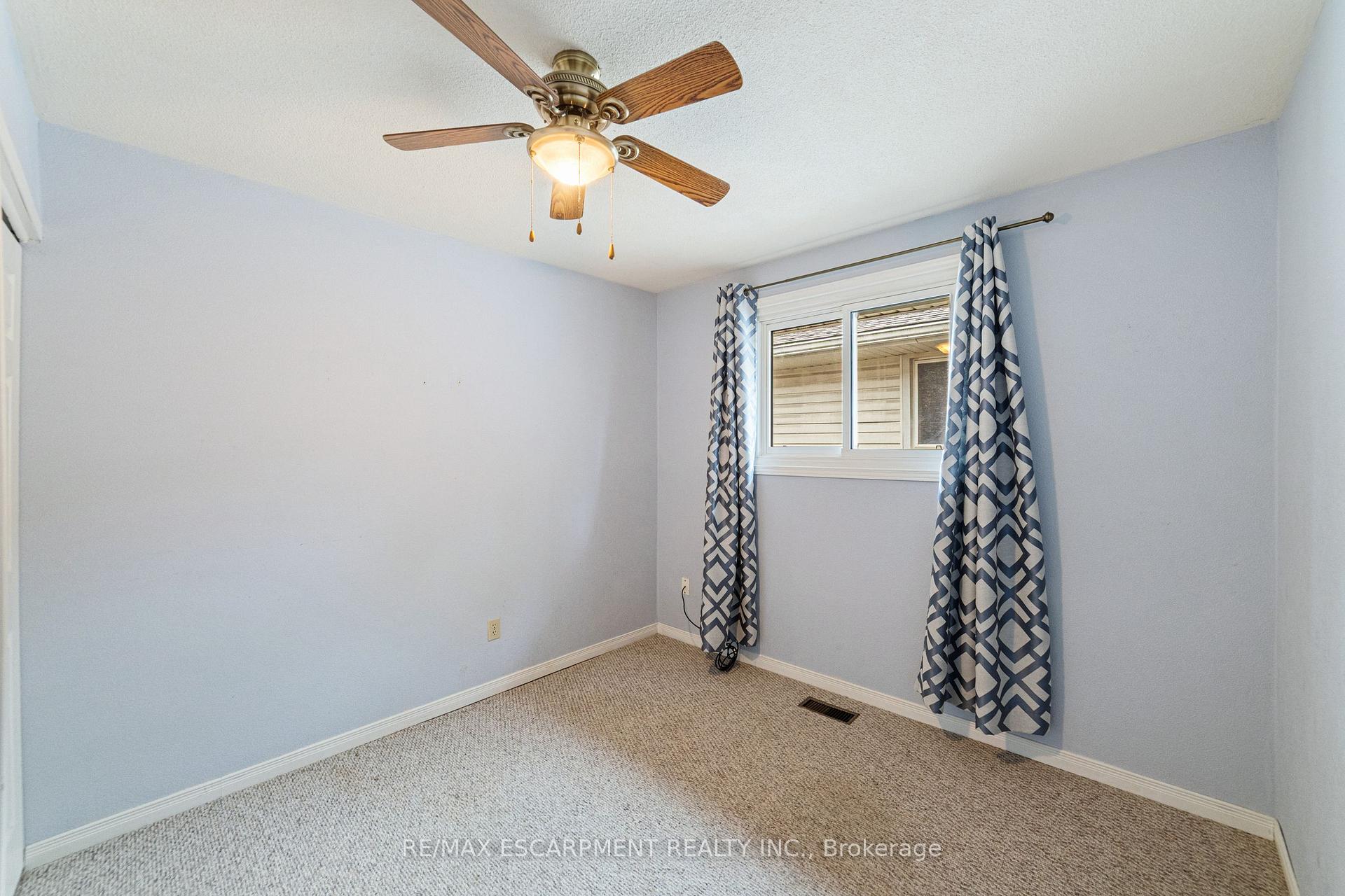 Photo 13 of 111 Boston Crescent, Hamilton, Berrisfield — HOMEH
