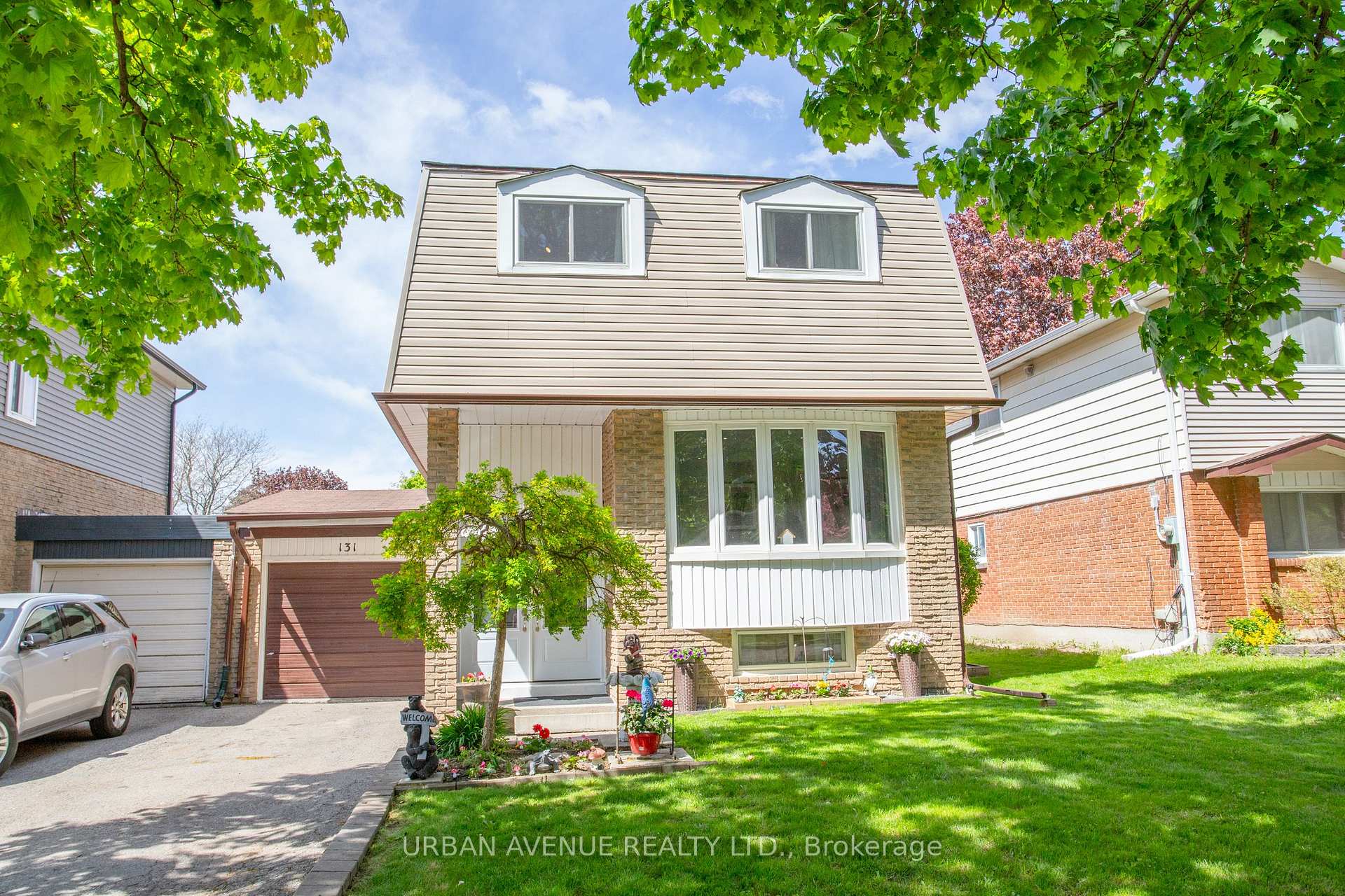 Photo 1 of 131 Lawrence Crescent, Clarington, Bowmanville — HOMEH