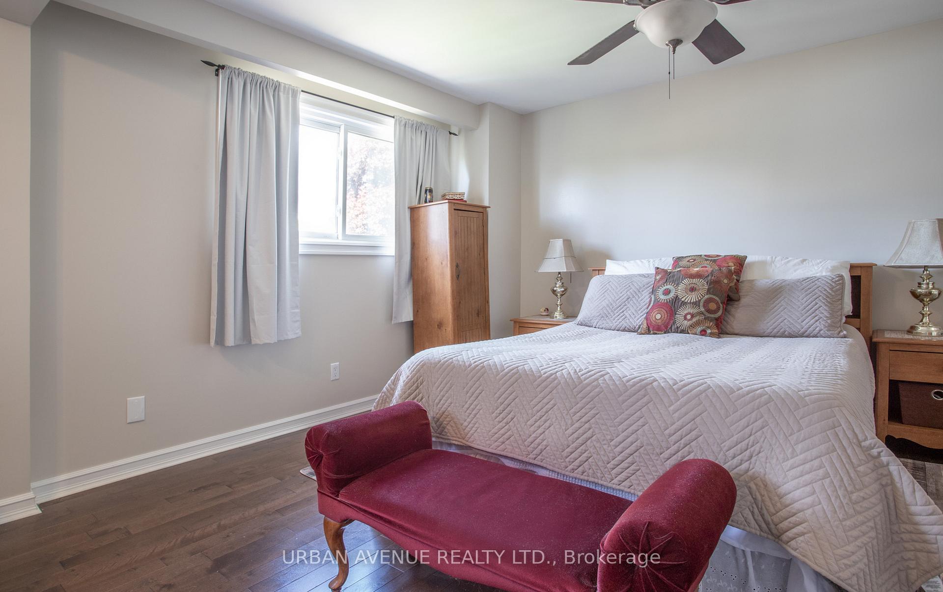 Photo 15 of 131 Lawrence Crescent, Clarington, Bowmanville — HOMEH
