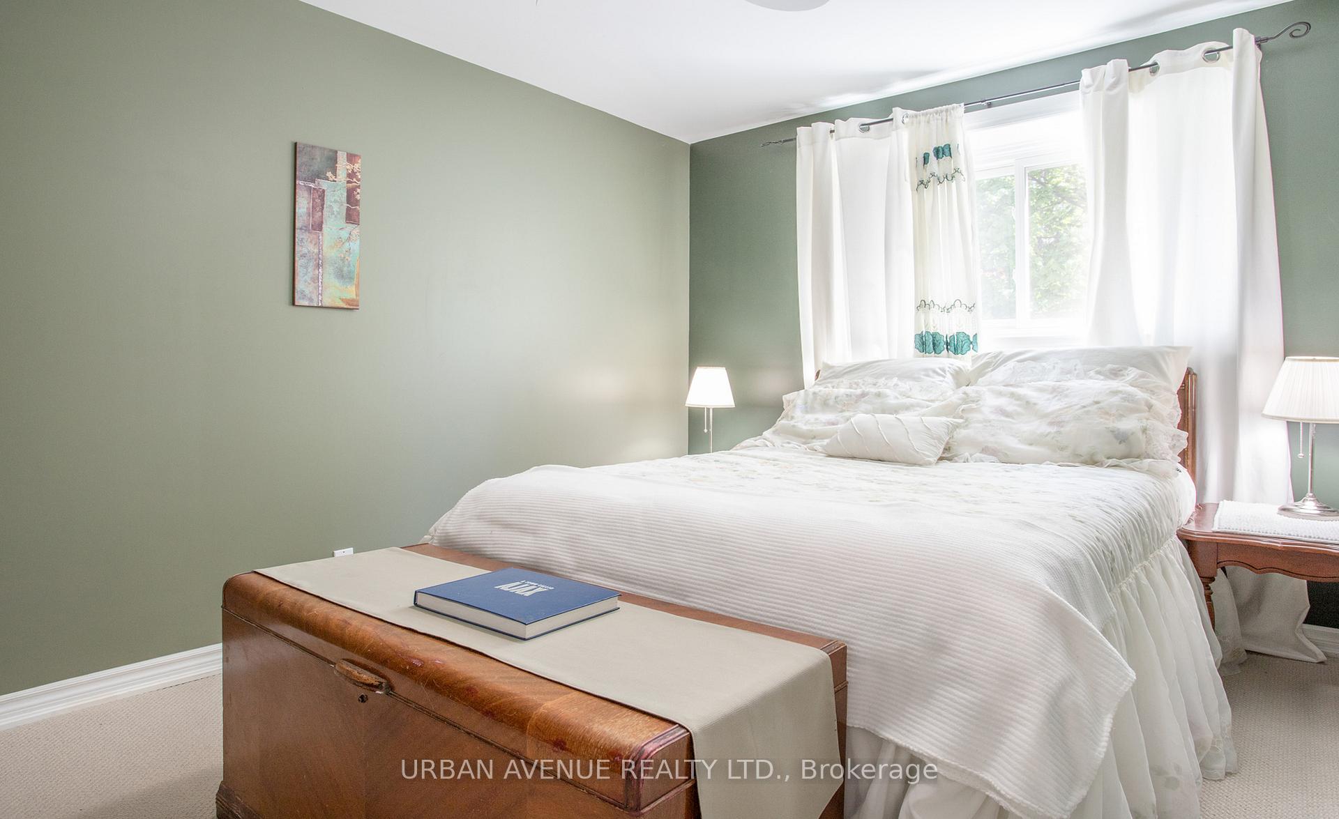 Photo 16 of 131 Lawrence Crescent, Clarington, Bowmanville — HOMEH