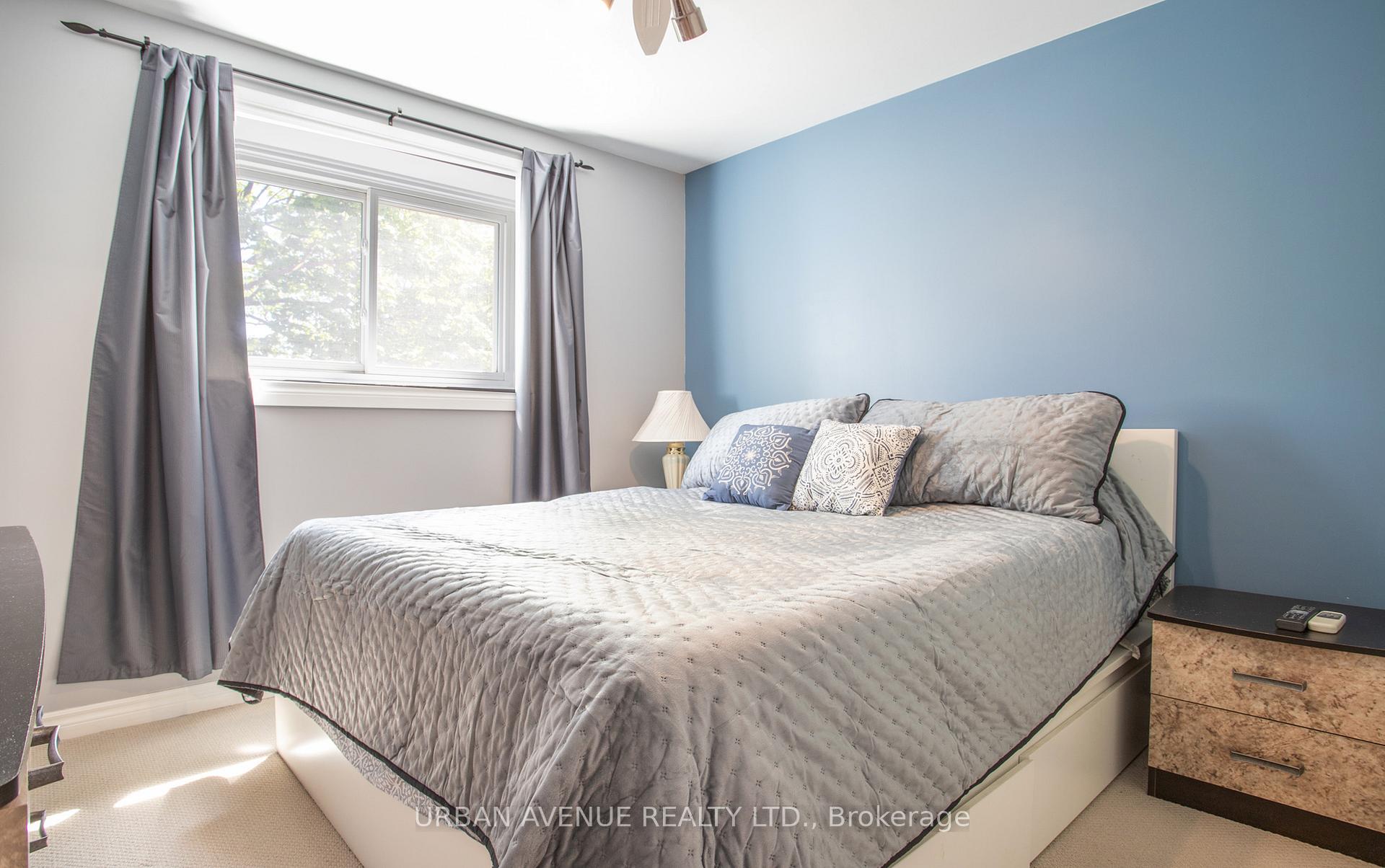 Photo 17 of 131 Lawrence Crescent, Clarington, Bowmanville — HOMEH