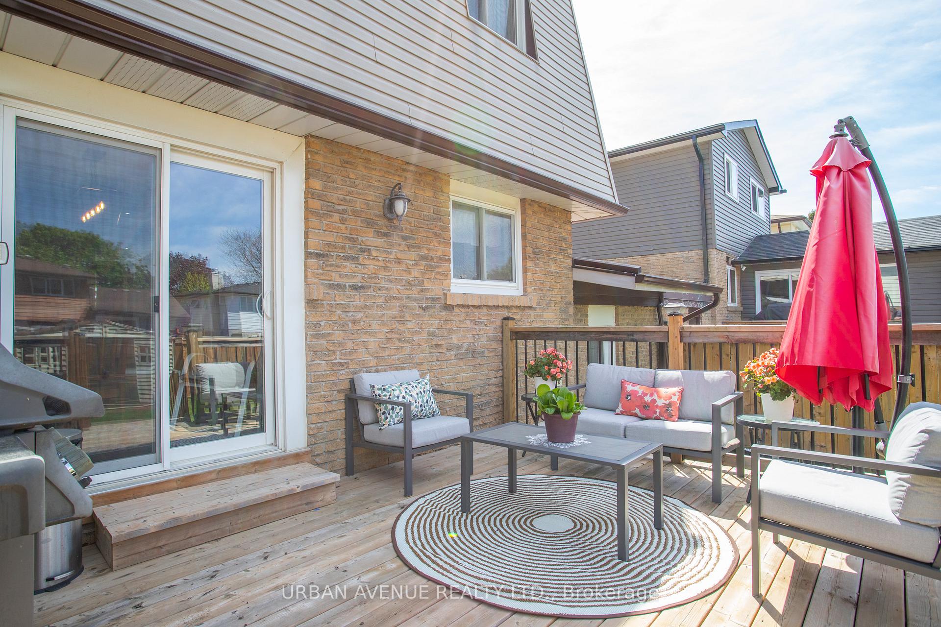 Photo 24 of 131 Lawrence Crescent, Clarington, Bowmanville — HOMEH