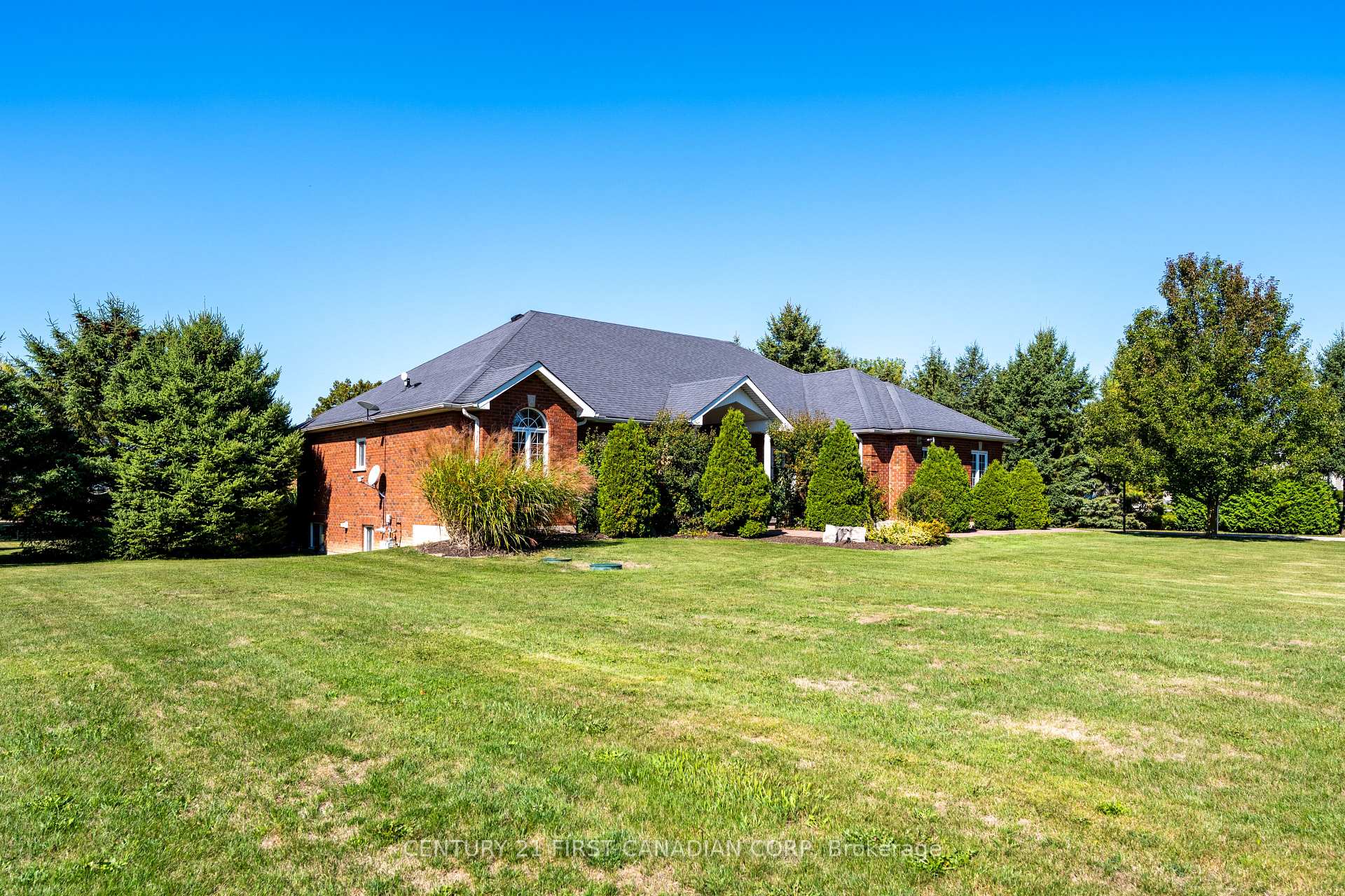 Photo 4 of 325 Brant County 18 Road, Brant, Brantford Twp — HOMEH