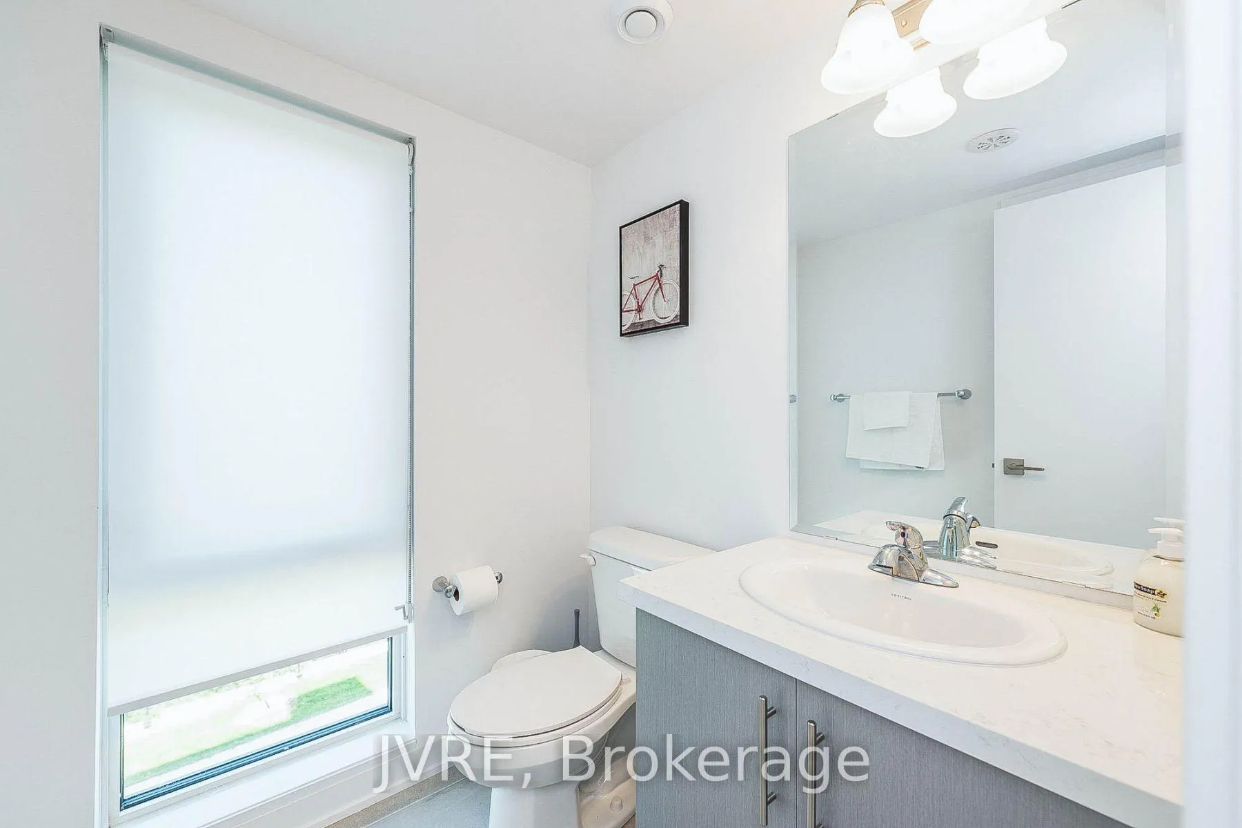 Photo 15 of Unit 15, 195 Veterans Dr, Brampton, Brampton West — HOMEH