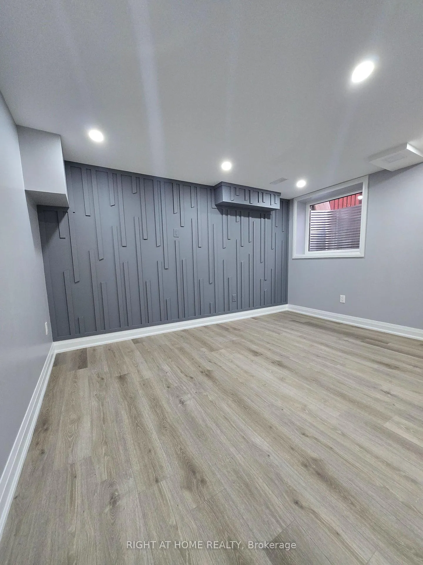 Photo 7 of Unit Basement, 31 Baby Pointe Trail, Brampton, Northwest Brampton — HOMEH