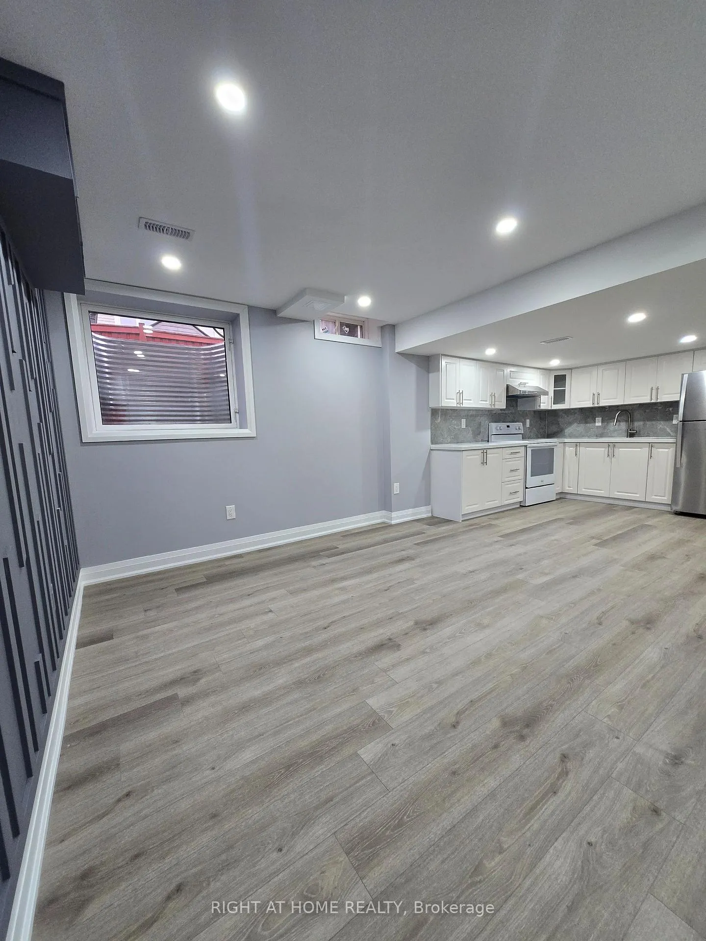 Photo 8 of Unit Basement, 31 Baby Pointe Trail, Brampton, Northwest Brampton — HOMEH