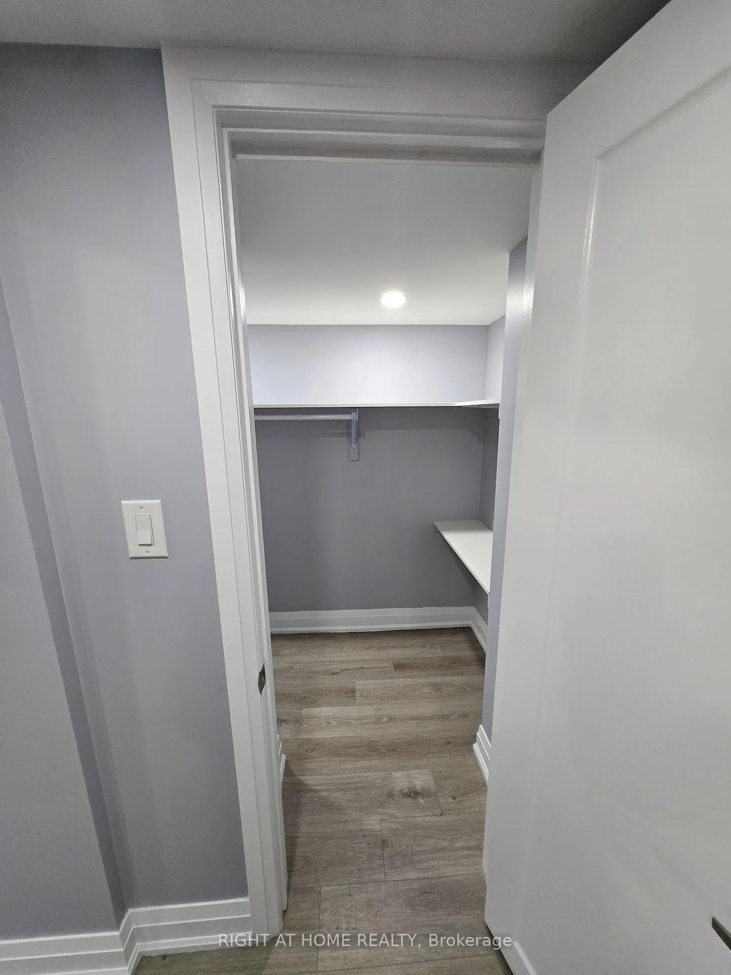 Photo 16 of Unit Basement, 31 Baby Pointe Trail, Brampton, Northwest Brampton — HOMEH
