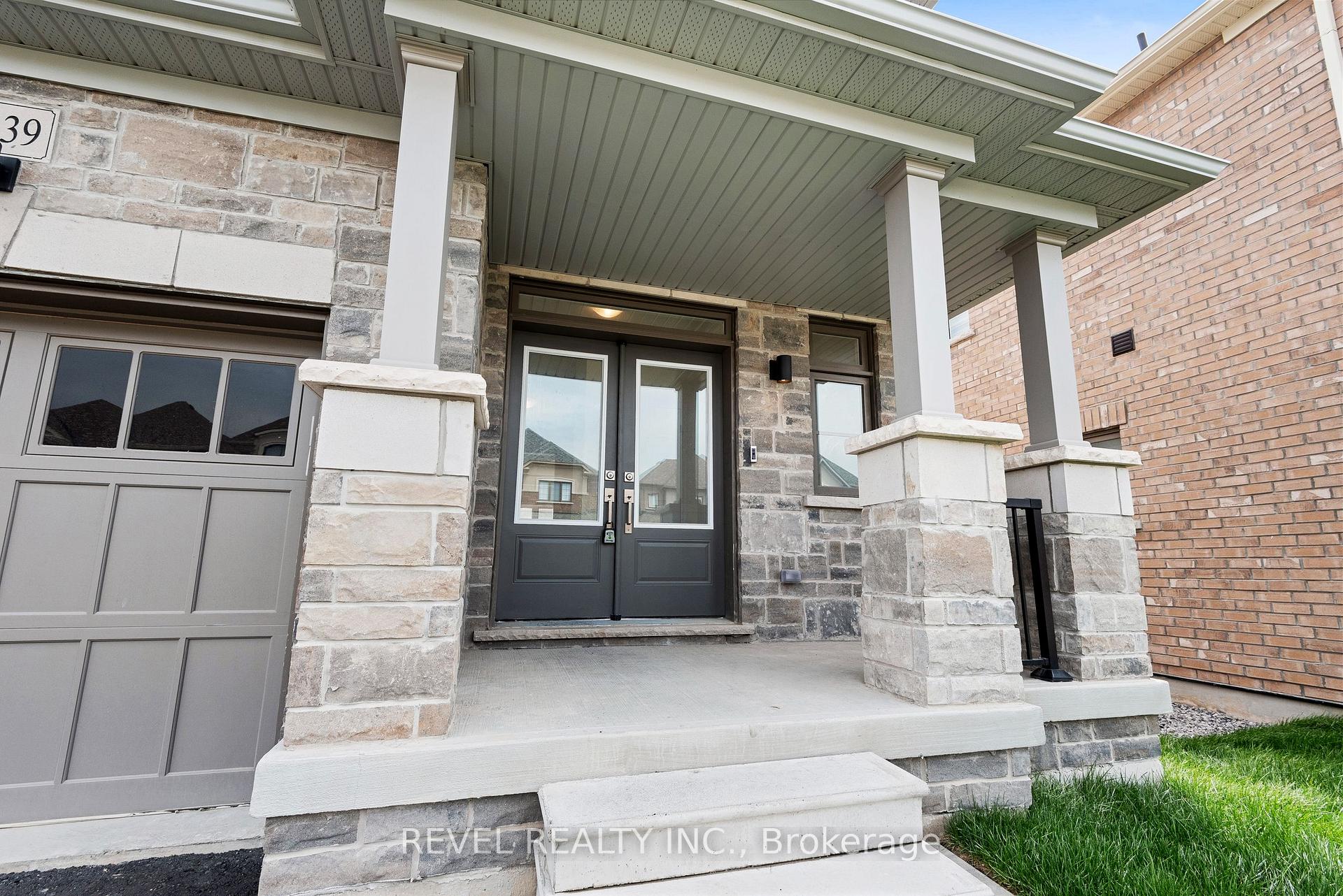 Photo 2 of 239 Flood Avenue, Clarington, Newcastle — HOMEH